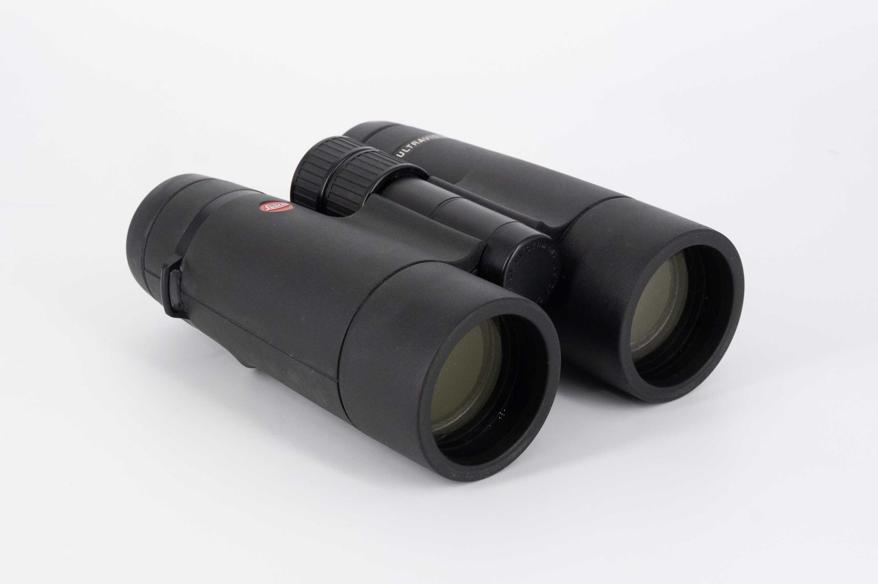 ULTRAVID 8x42 HD