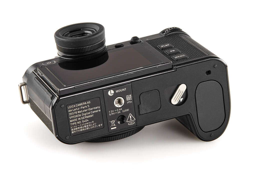 Leica SL3 10608 - with 1 year of guarantuee