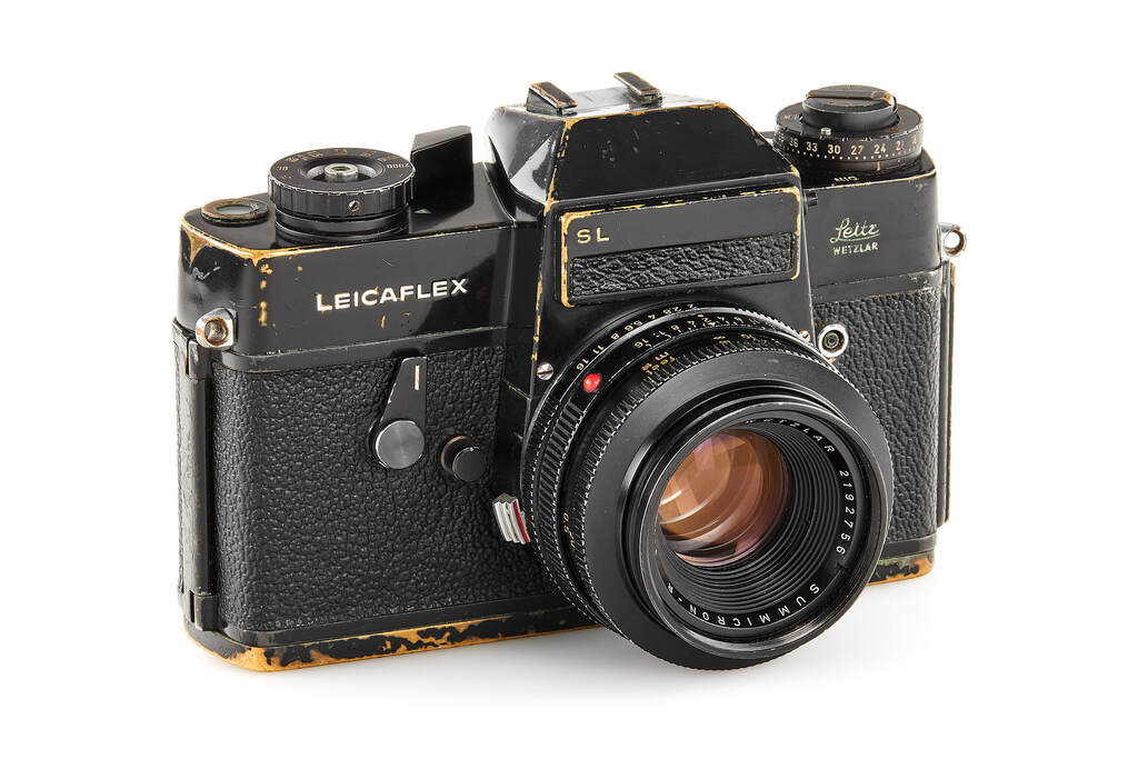 Leicaflex SL black paint outfit