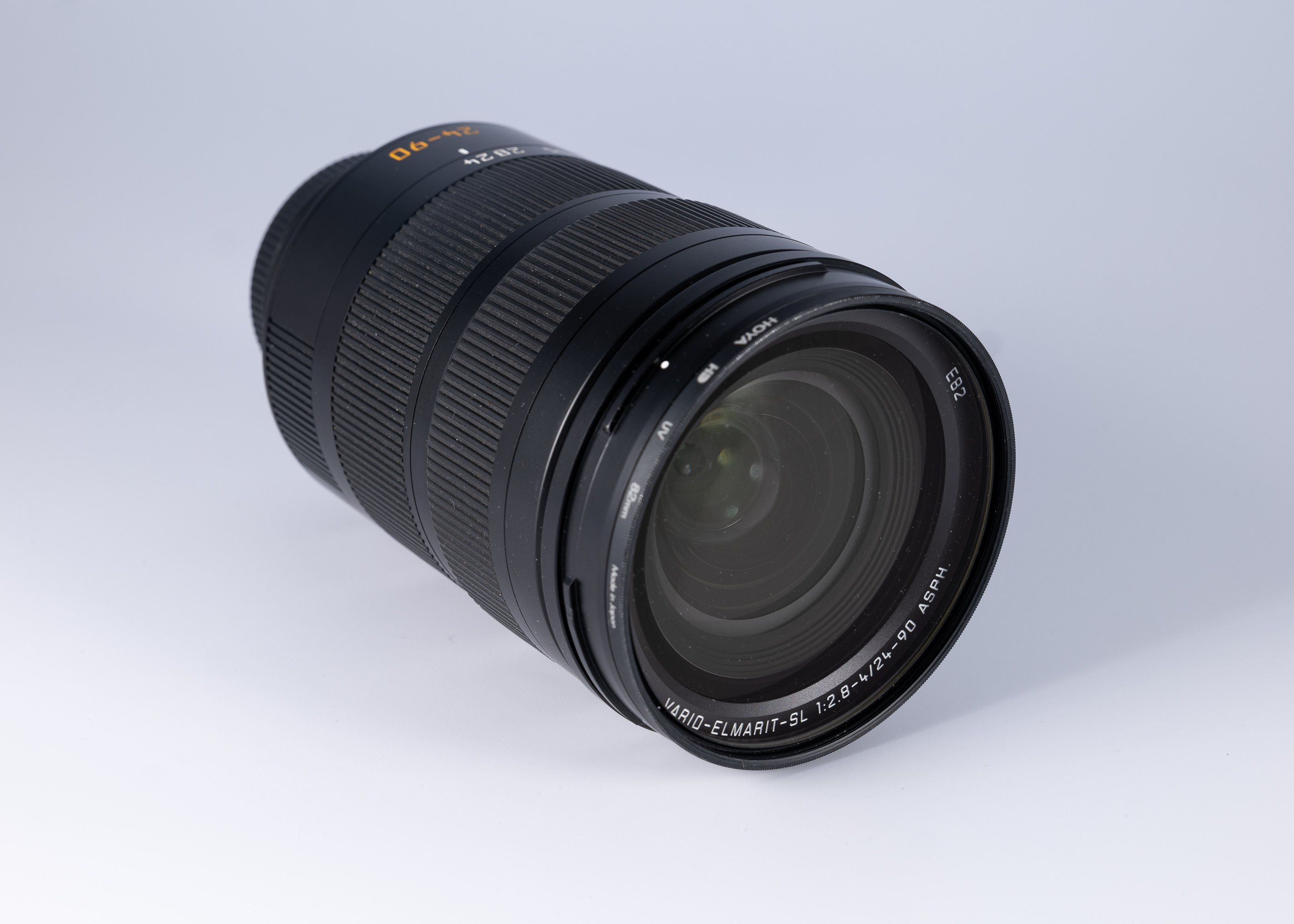 Leica Vario-Elmarit-SL 1:4,0/24-90mm. Black. 