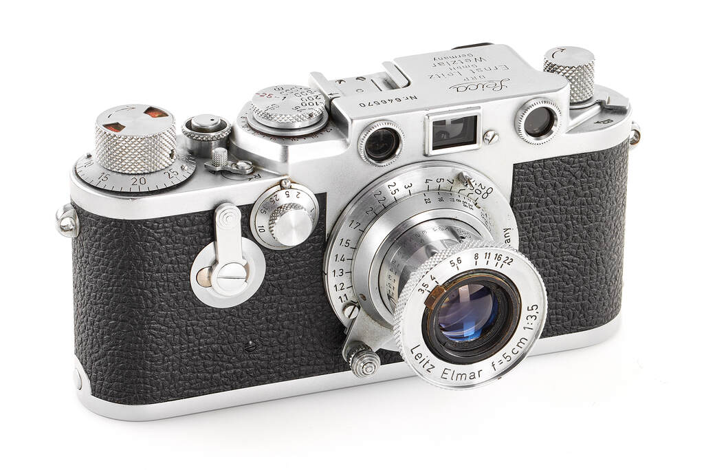 Leica IIIf Red Dial w. self-timer Outfit
