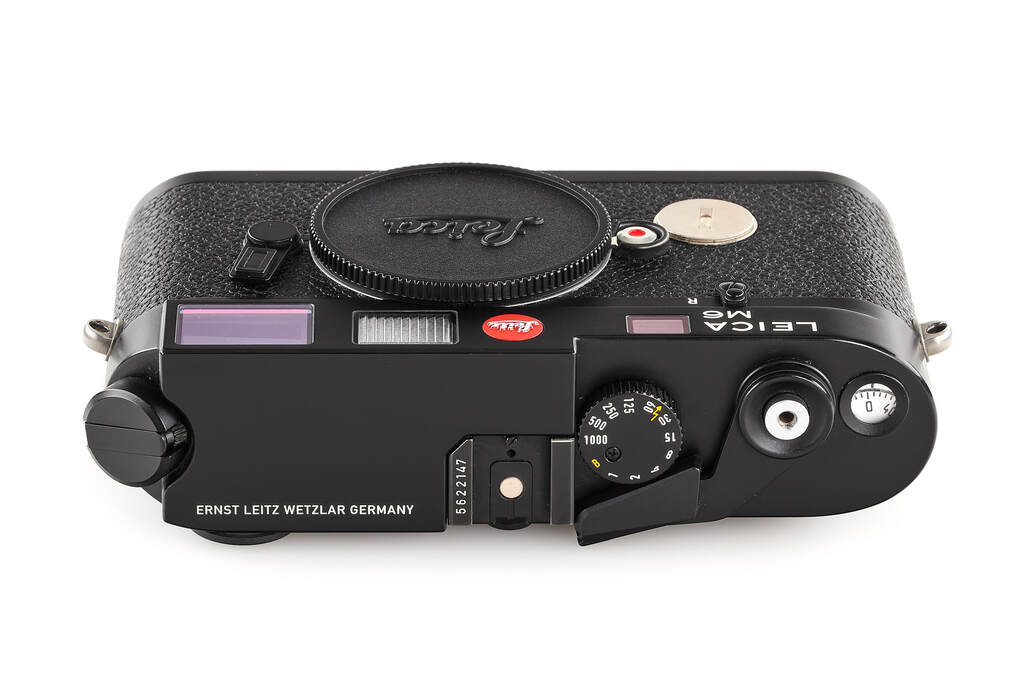 Leica M6 reissued 10557 - like new with 2 year guarantee