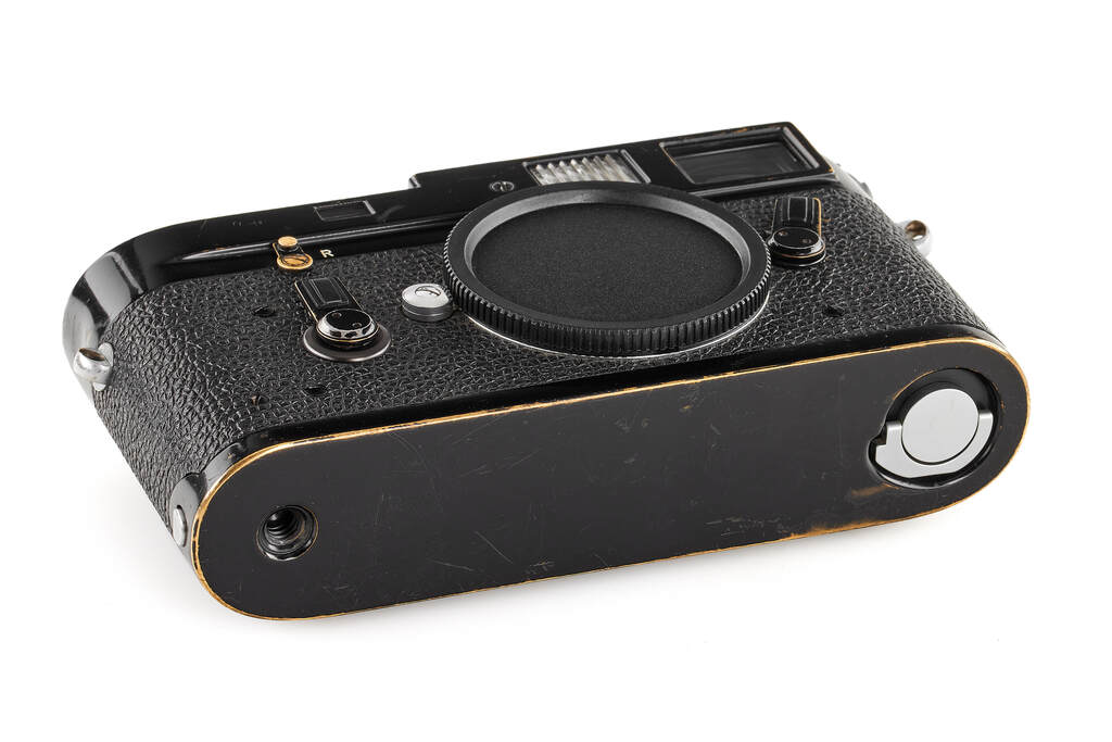 Leica M4 black paint