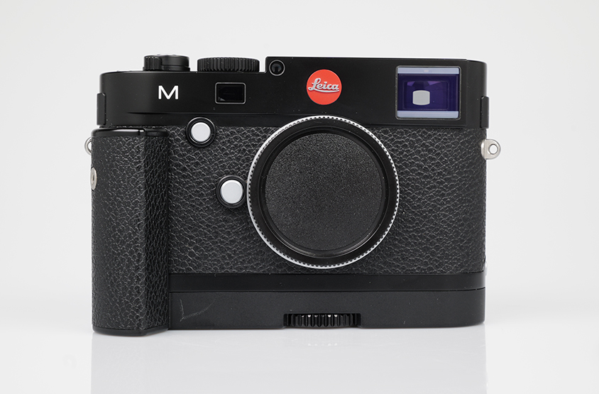 Leica M (Type 240), black lacquered
