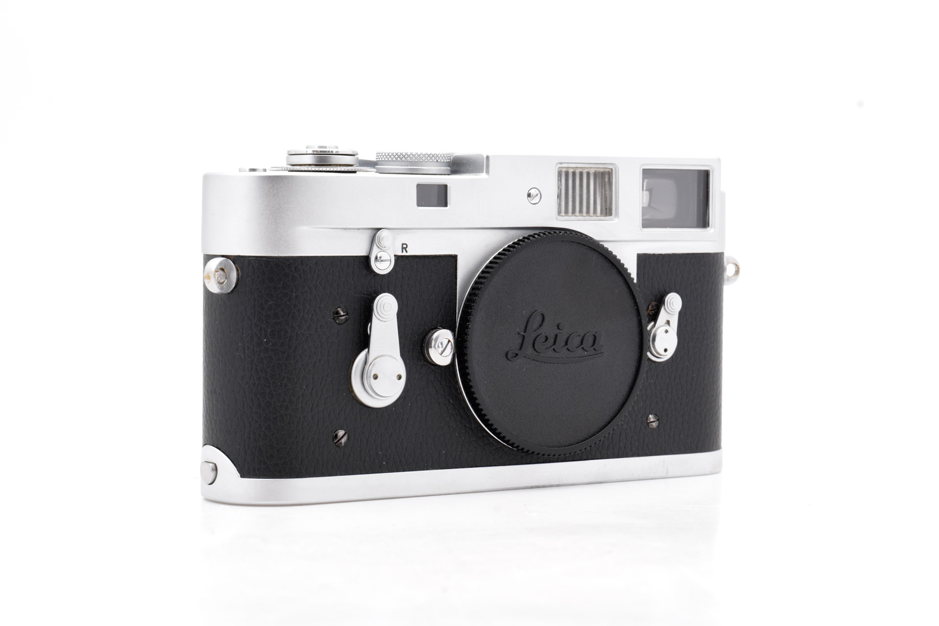 Leica M2, black with chrome finish
