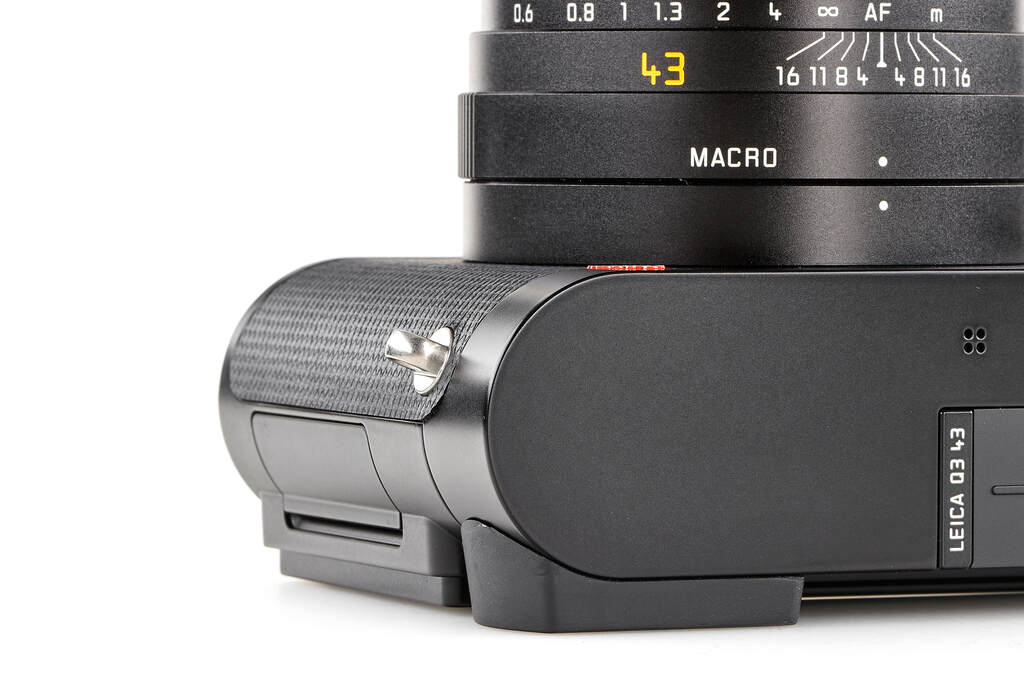 Leica Q3 43 19084 - like new with full guarantee