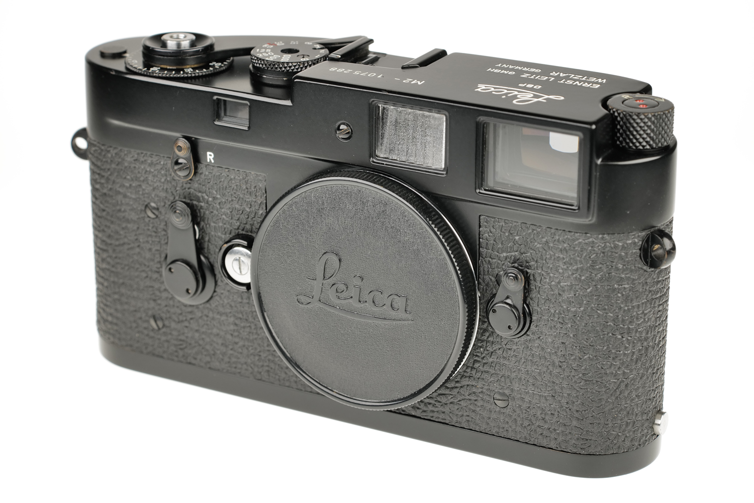 Leica M2, black paint