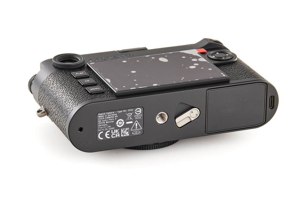 Leica M11 20200 black - like new with 2 years guarantee