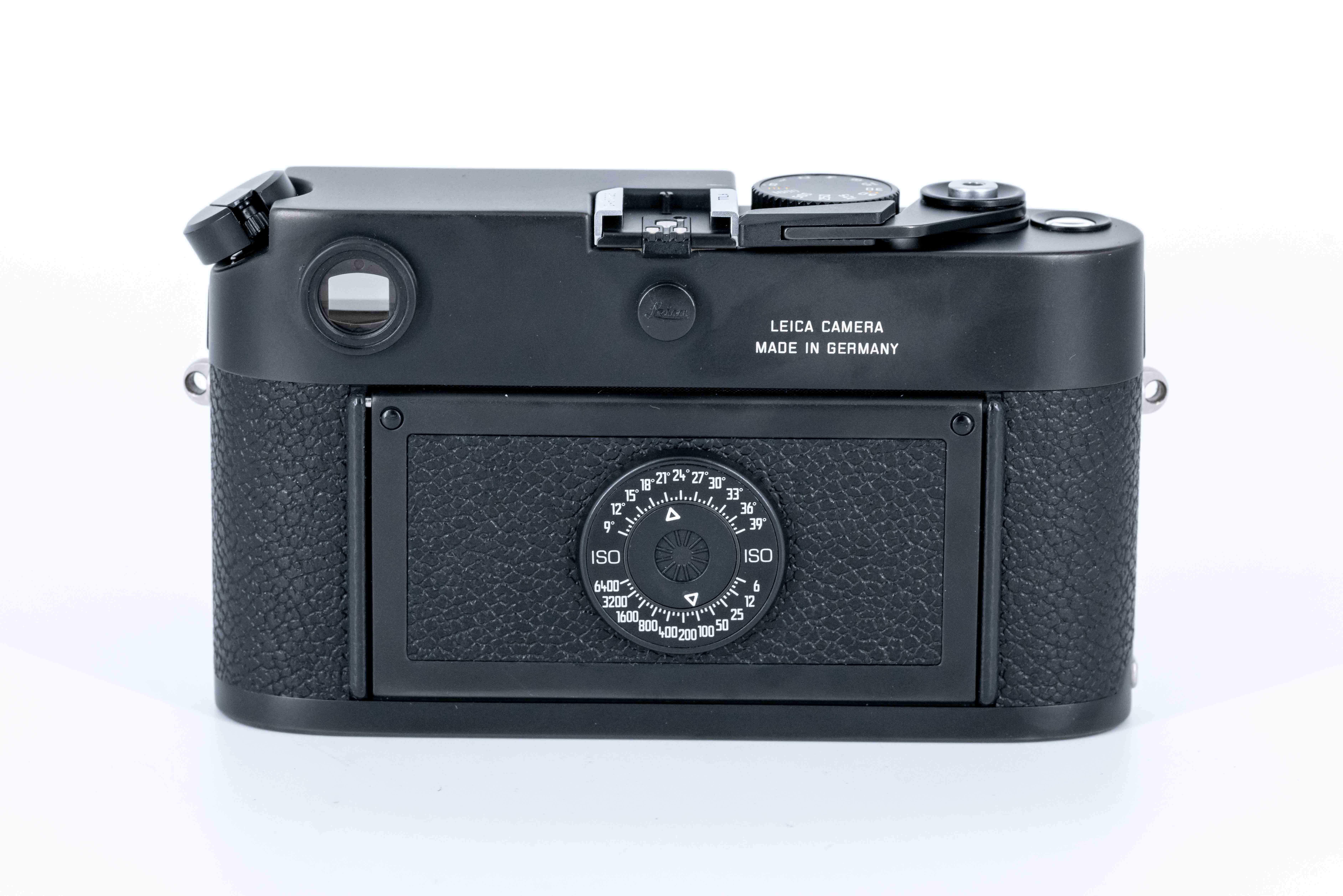 M6 TTL, 0.72, schwarz verchromt
