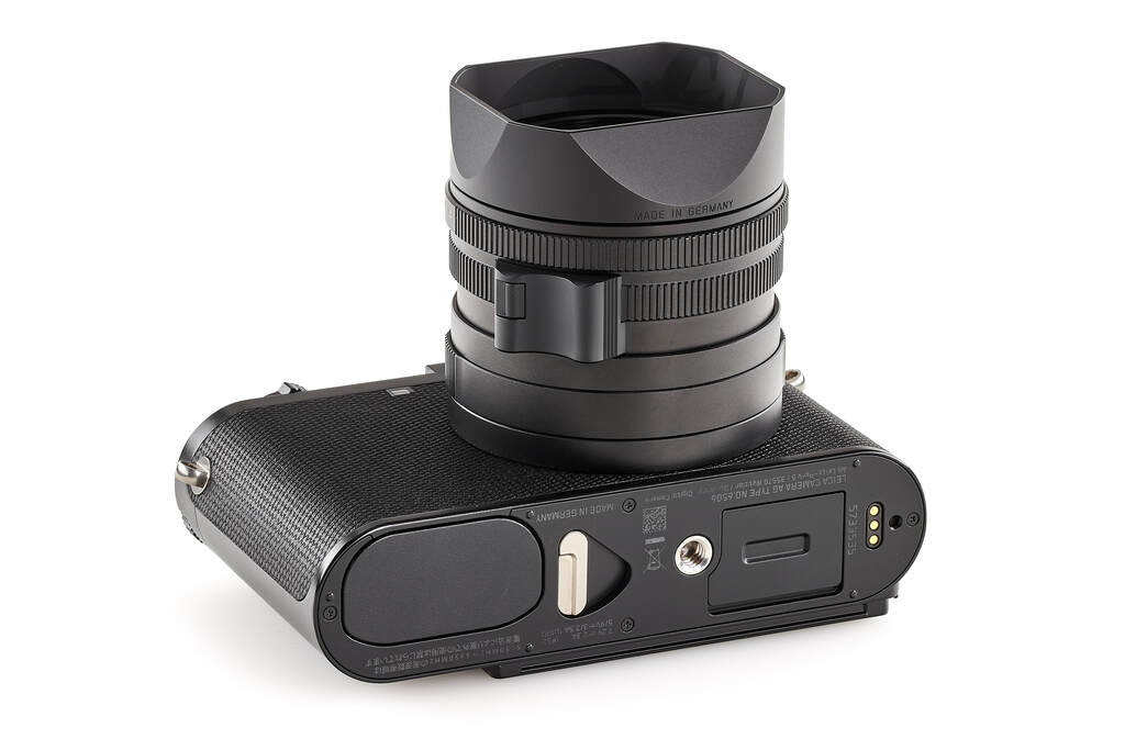 Leica Q3 19081 - with 1 year guarantee Leica Q3 19081 - with 1 year guarantee