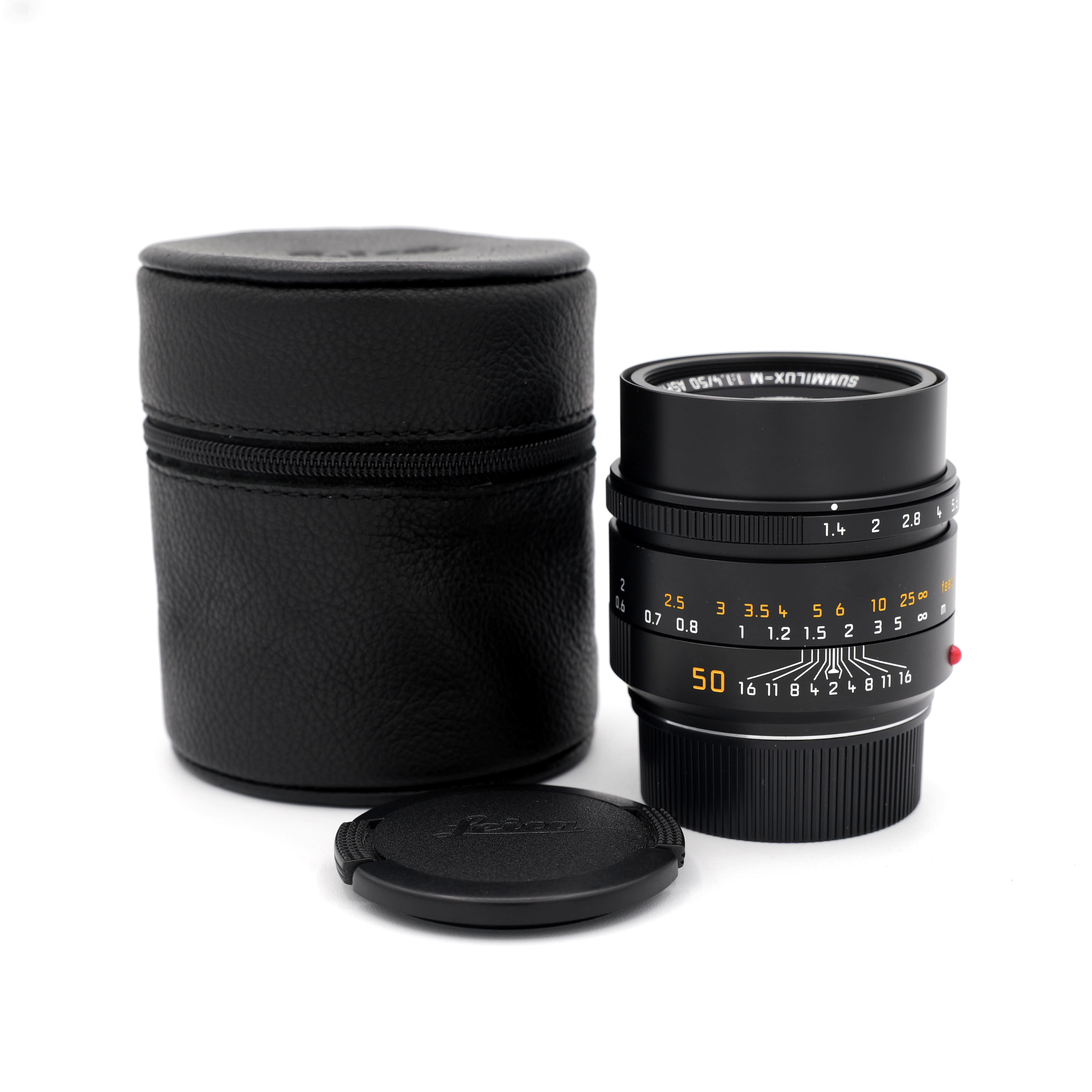 Leica Summilux-M 50mm f/1.4 ASPH - close focus