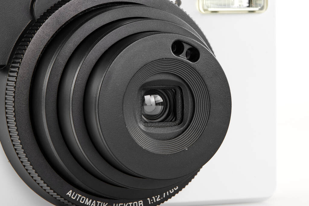 Leica Sofort 19100 White - with 1 year guarantee