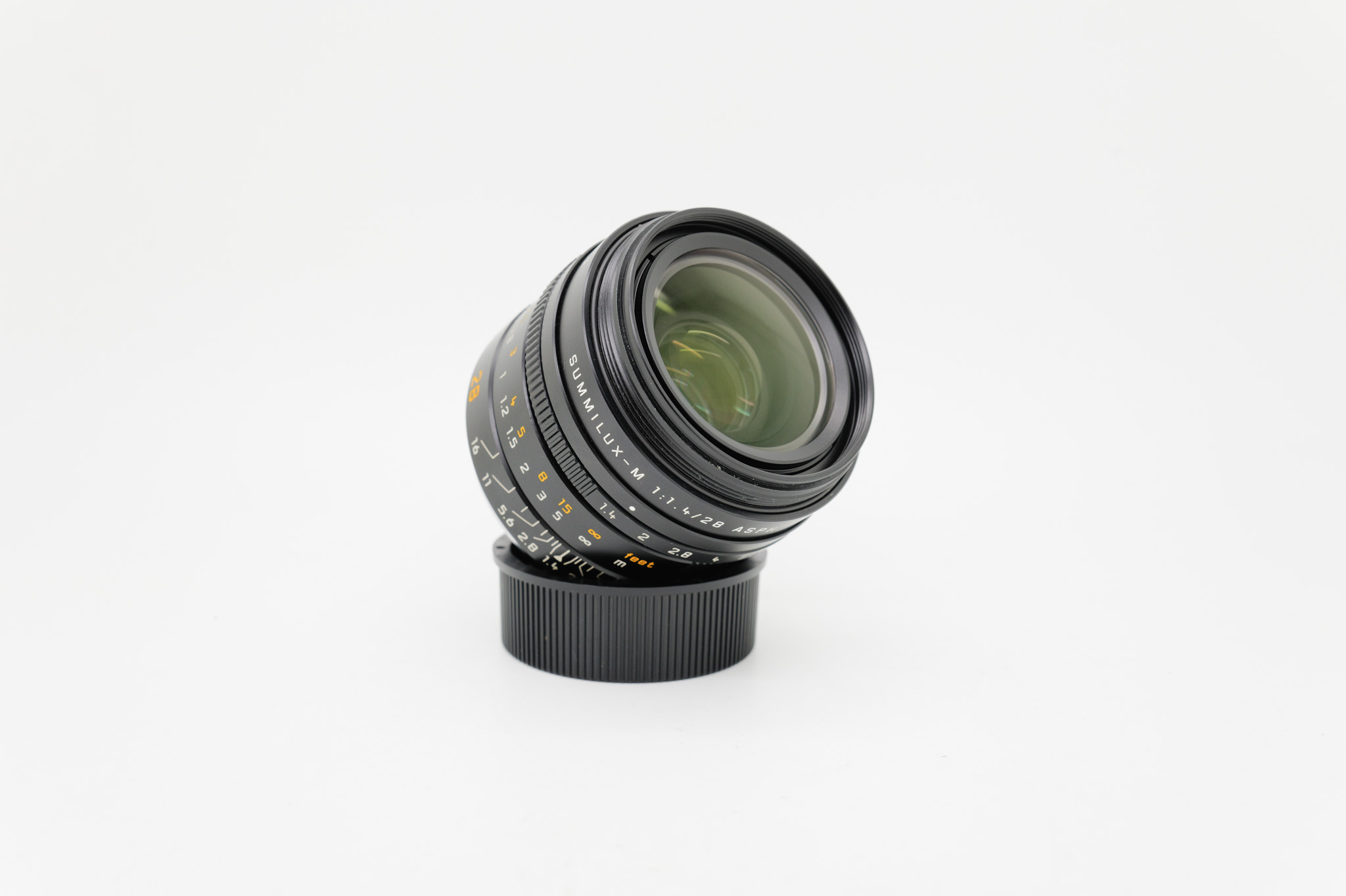 Leica SUMMILUX-M 1.4/28 ASPH. Black Leica SUMMILUX-M 1.4/28 ASPH. Black