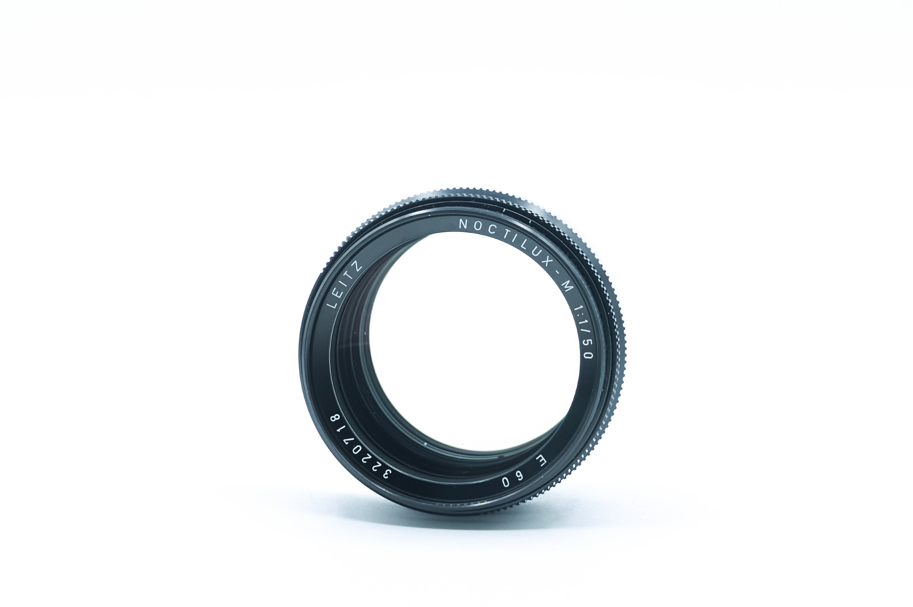 Noctilux-M 50mm f/1 - 11822 Noctilux-M 50mm f/1 - 11822