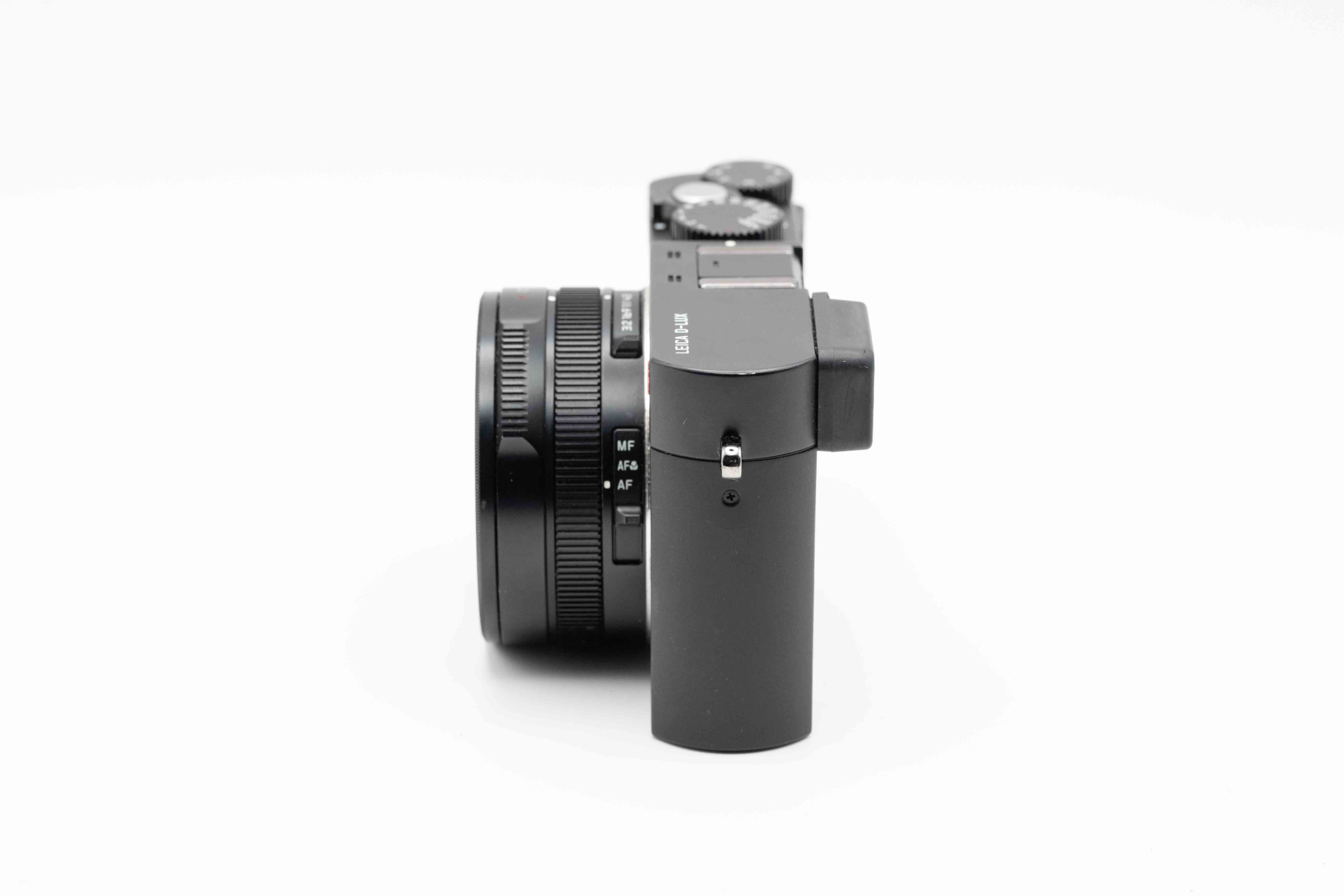 D-LUX (Typ 109) U, schwarz