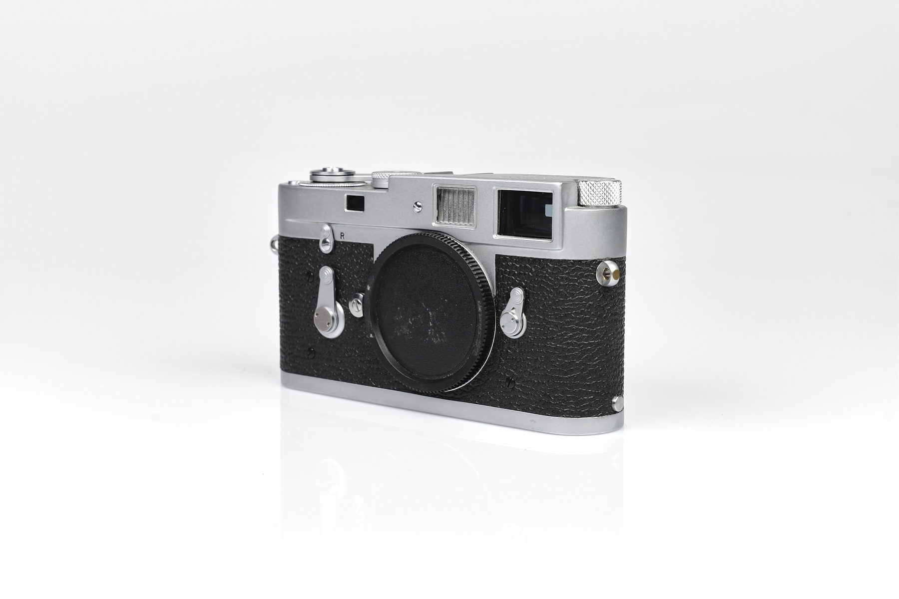 Leica M2 silver chrome-plated