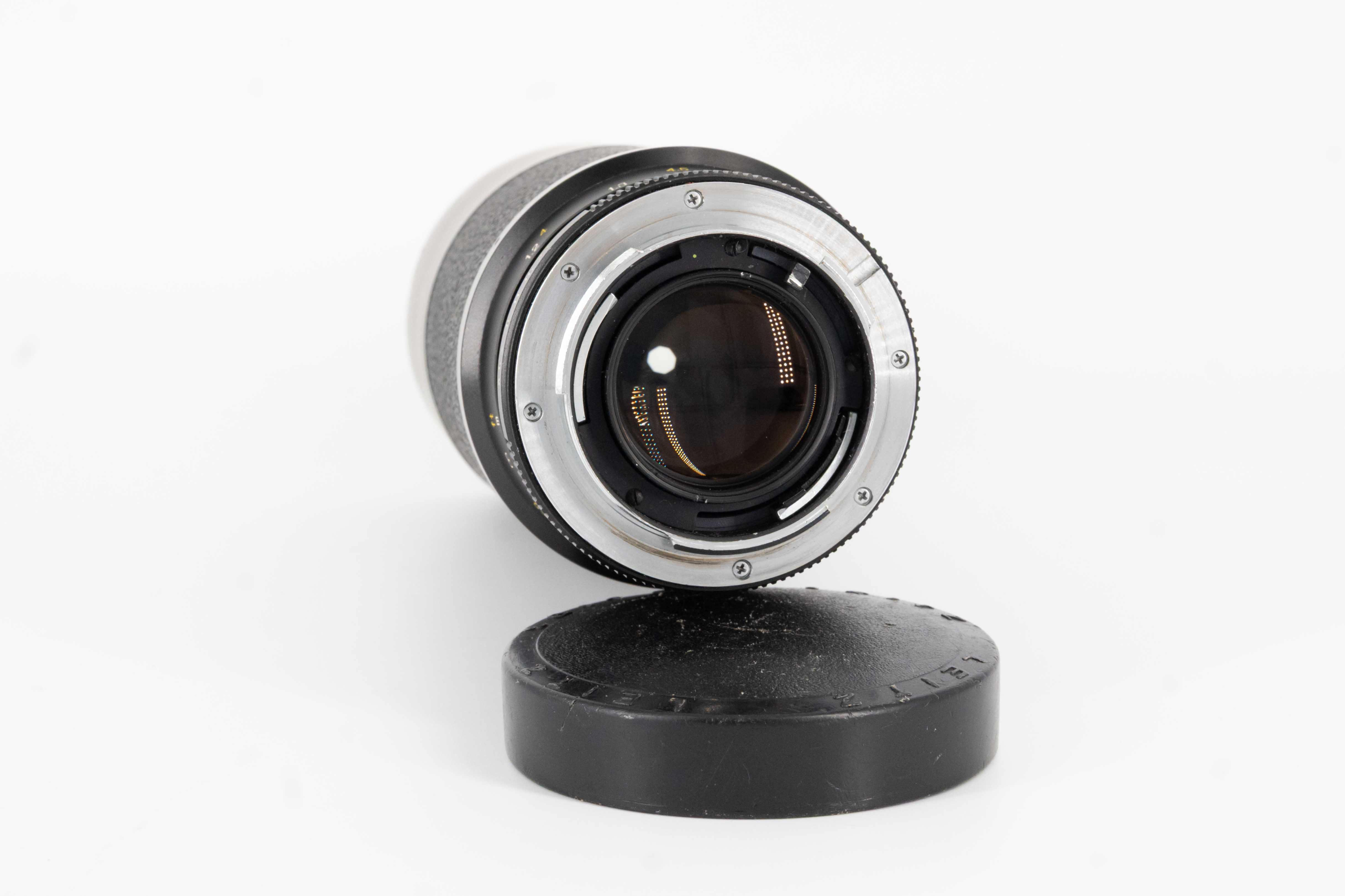 Leica Vario-Elmar-R 1:4.5 / 75-200mm