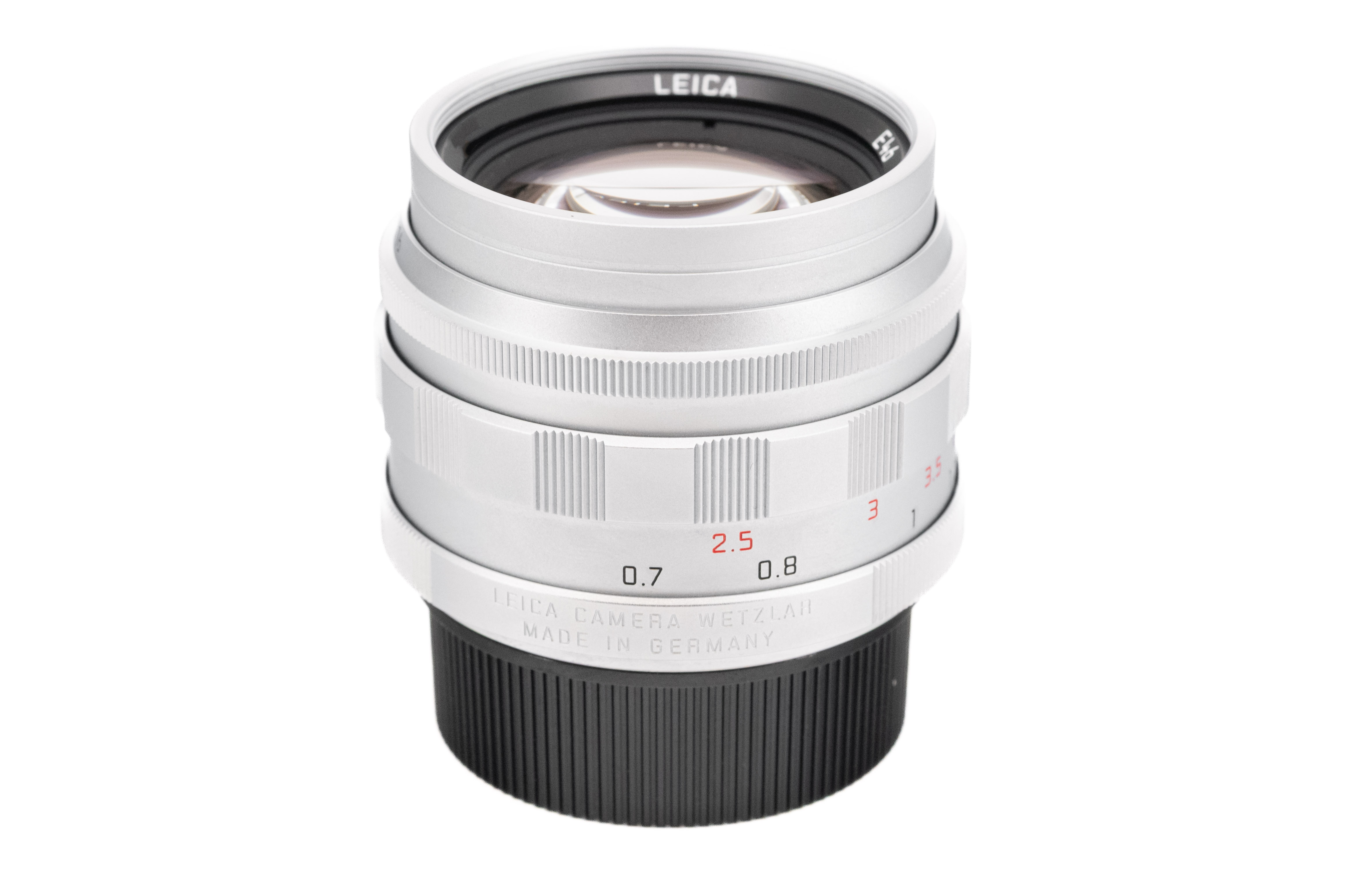 Leica Ex-Demo Summilux-M 50mm f/1.4 Silver Chrome 11714
