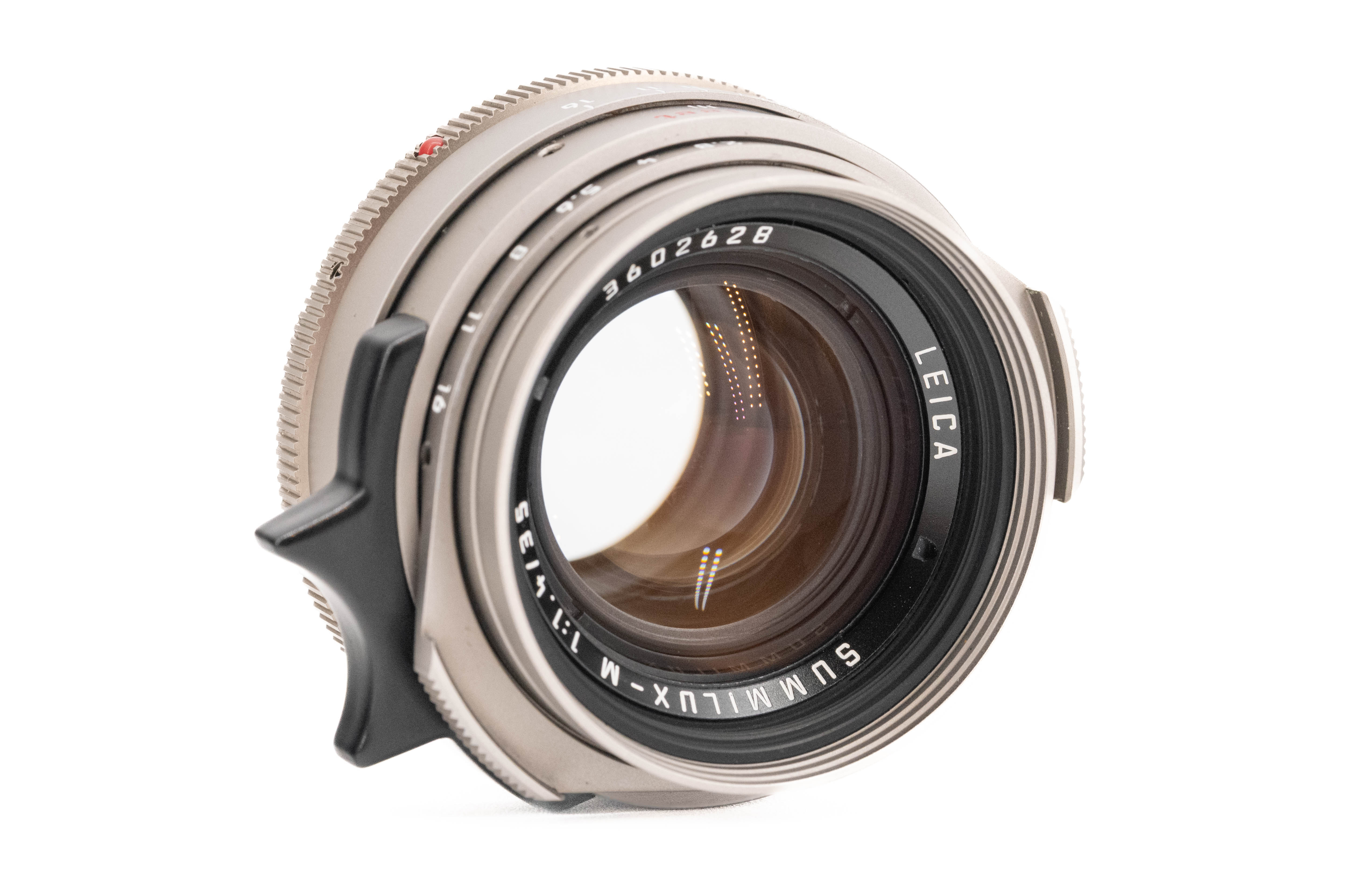 Leica Summilux 35mm f/1.4 V2 Titanium 11860
