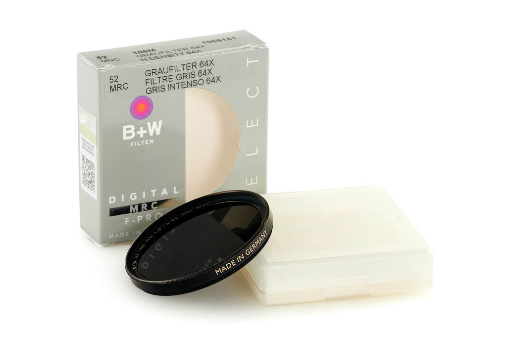 B+W Graufilter 106M 64x  E52mm MRC