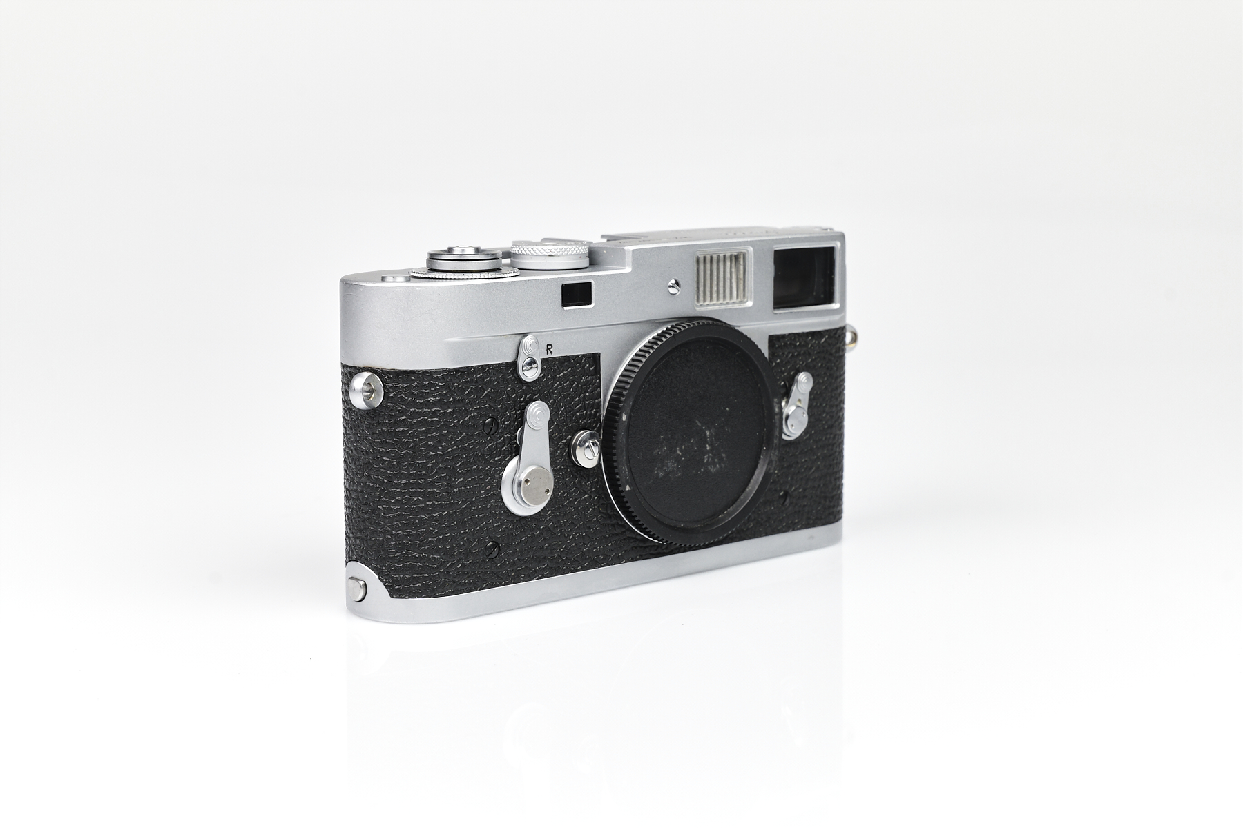 Leica M2 silver chrome-plated