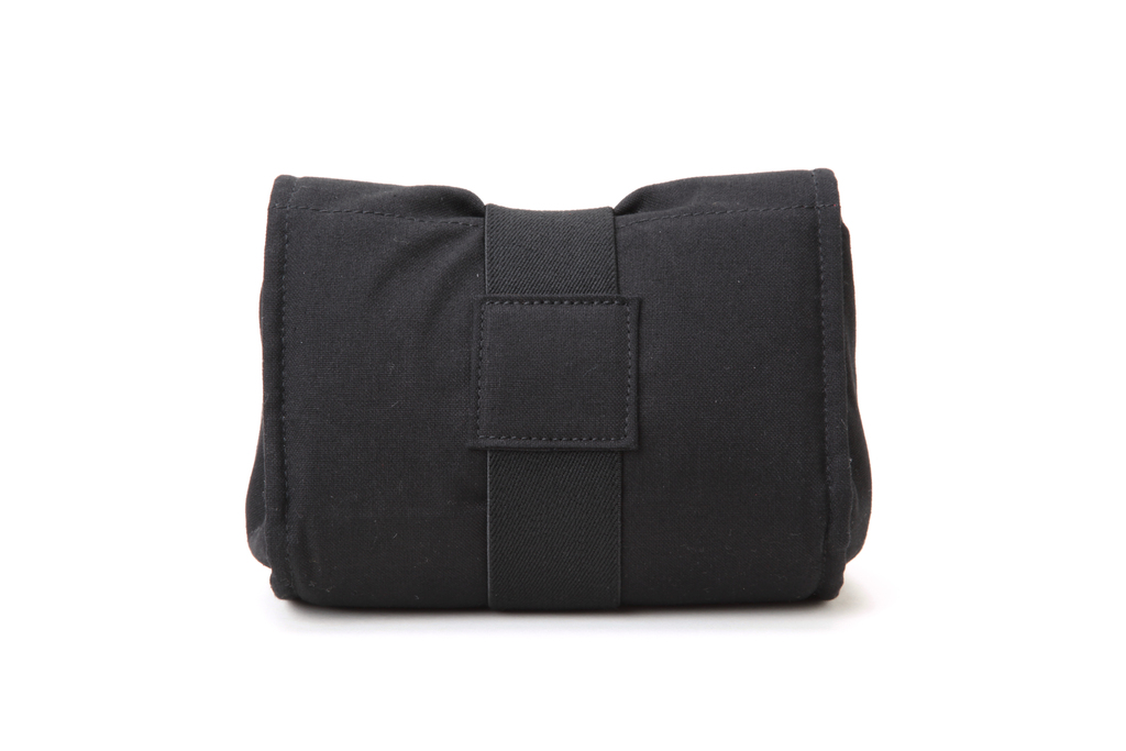 Artisan&Artist Canvas camera pouch ACAM 76 BLK