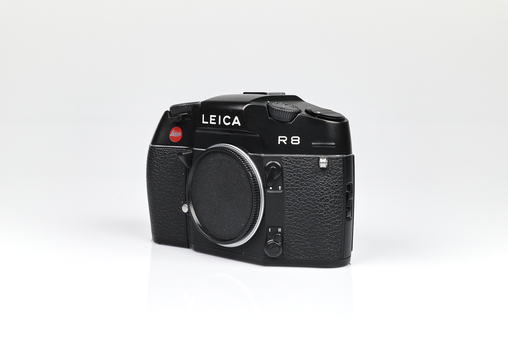LEICA R8 black