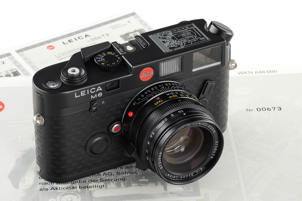 Leica M6 'Ein Stück Leica' 10496