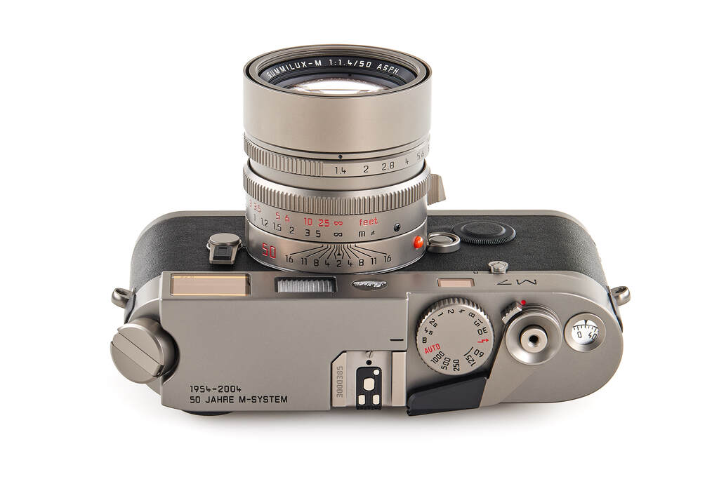 Leica M7 10570 "50 Years of Leica M System" Titan set