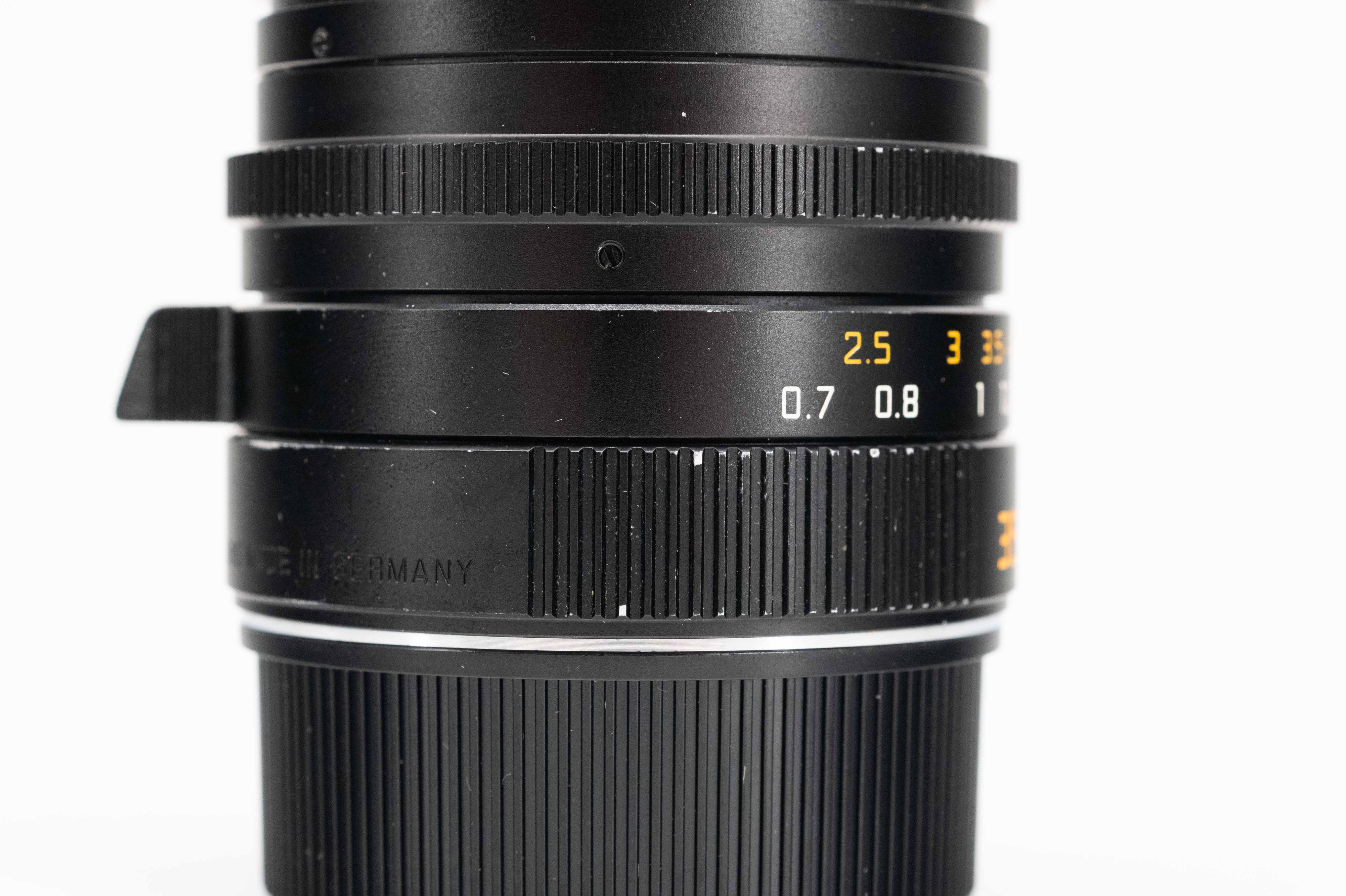 Leica Summilux-M 35mm f/1.4 ASPH Pre-FLE 11874