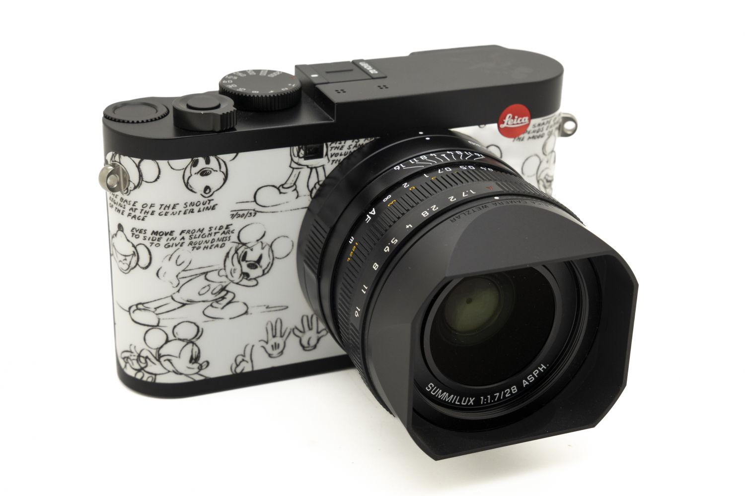 Leica Q2 Disney Limited Edition "100 Years of Wonder"