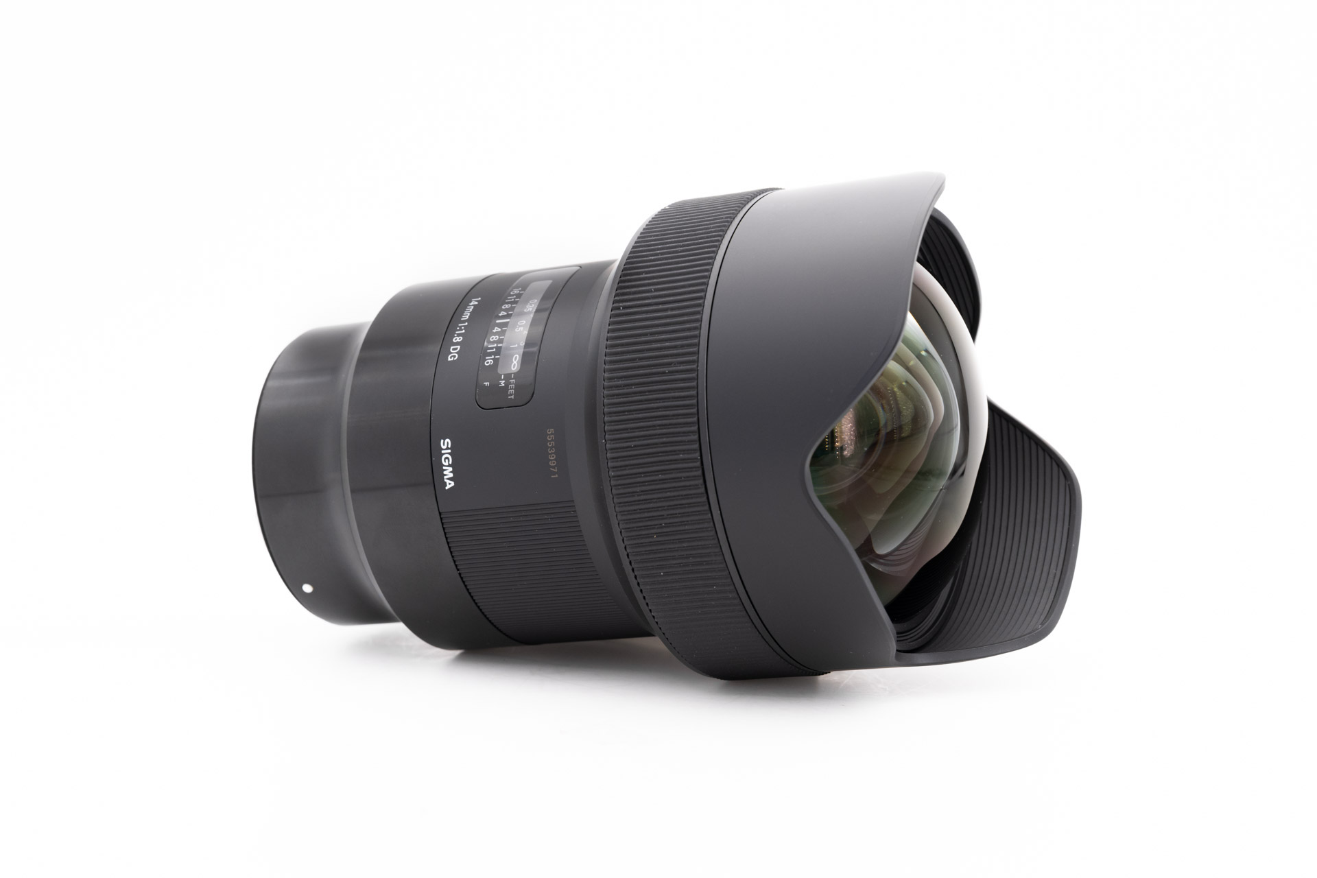 Sigma 1.8/14mm DG L-Mount