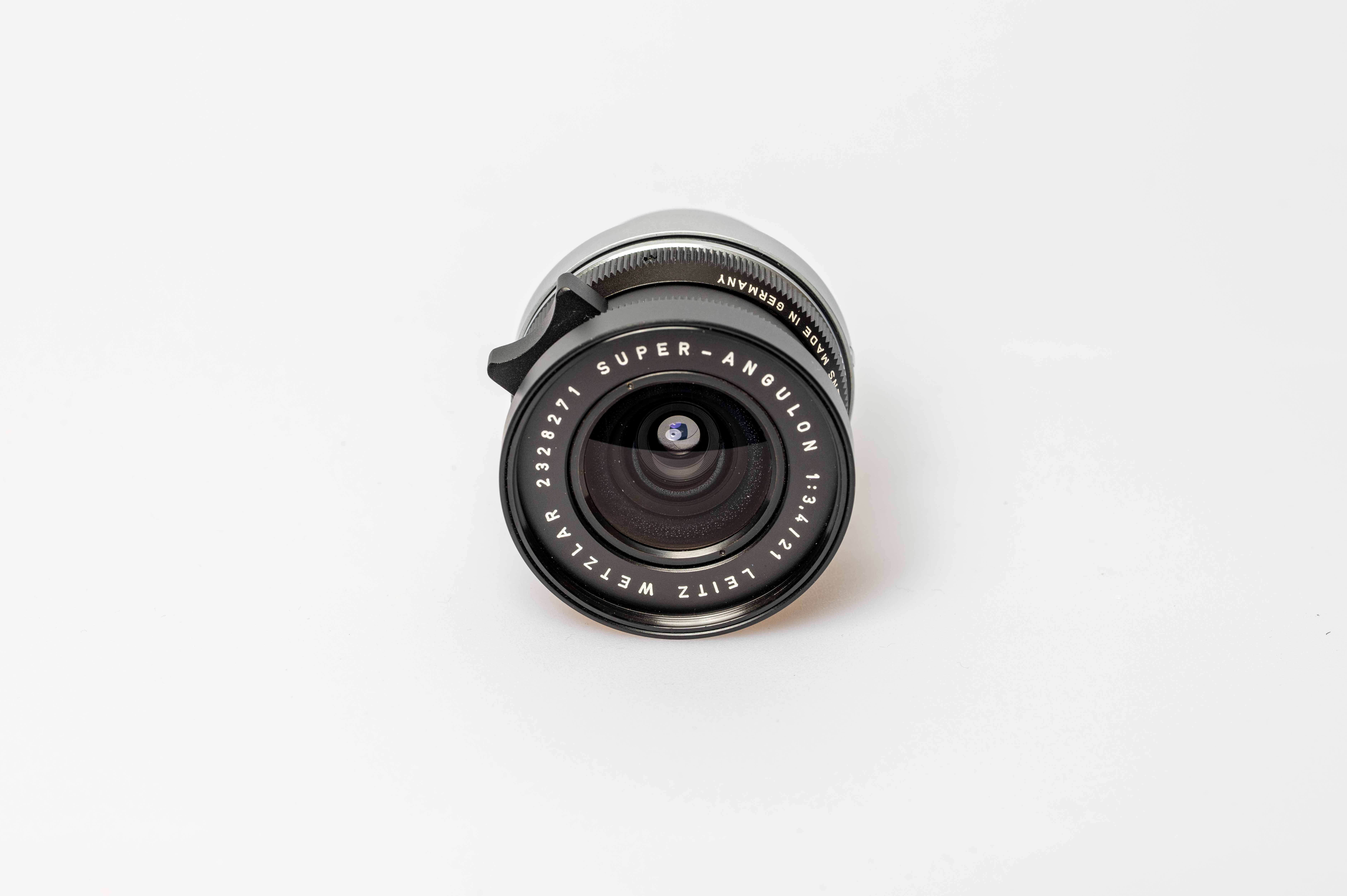 Vintage Leica 21mm Super-Angulon - M (f/3.4)