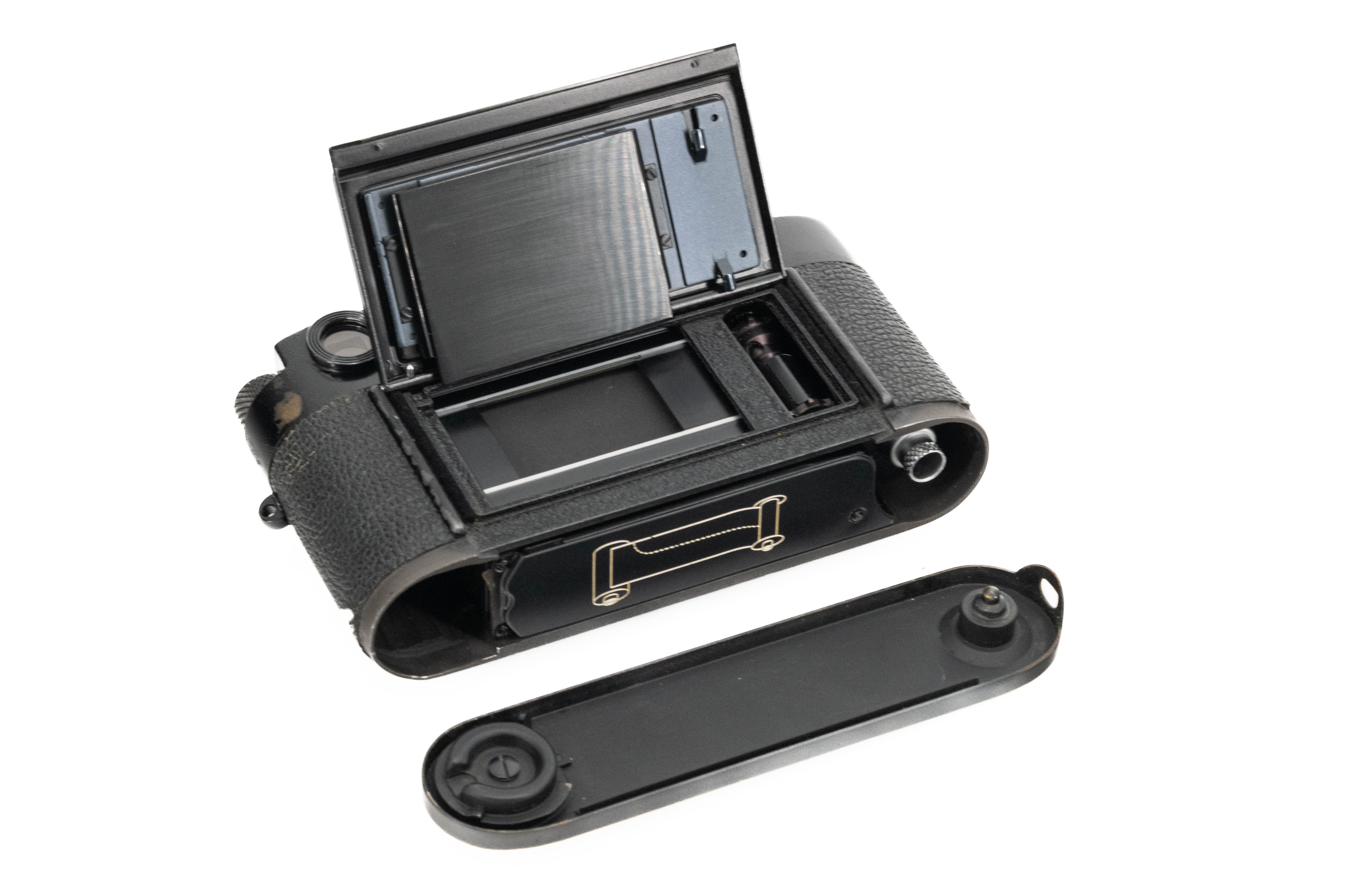 Leica M2 Black Paint