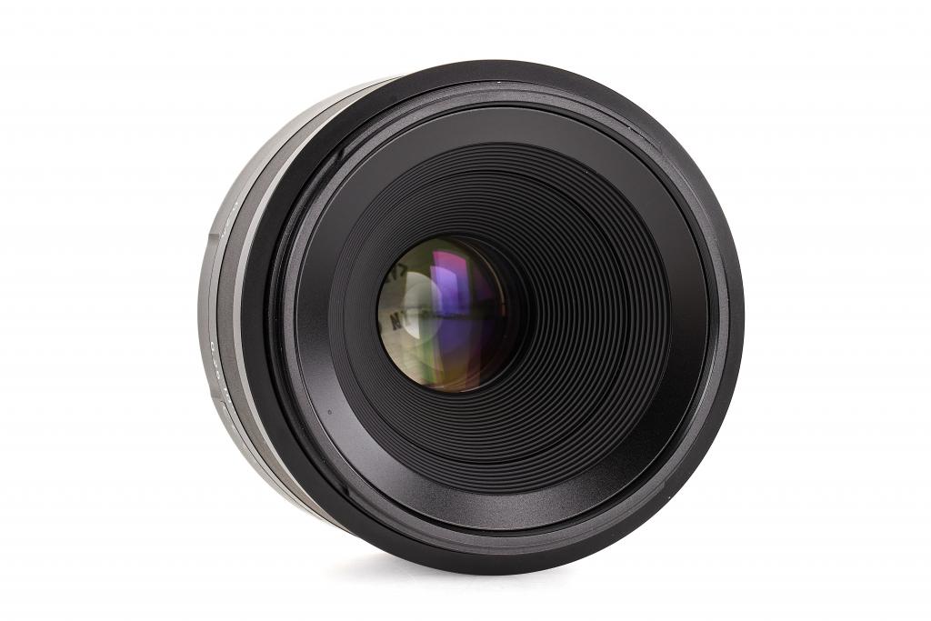 Zeiss Milvus 1:2.0/50mm Makro f. Canon (inkl. Sonnenblende) Zeiss Milvus 1:2.0/50mm Makro f. Canon (inkl. Sonnenblende)