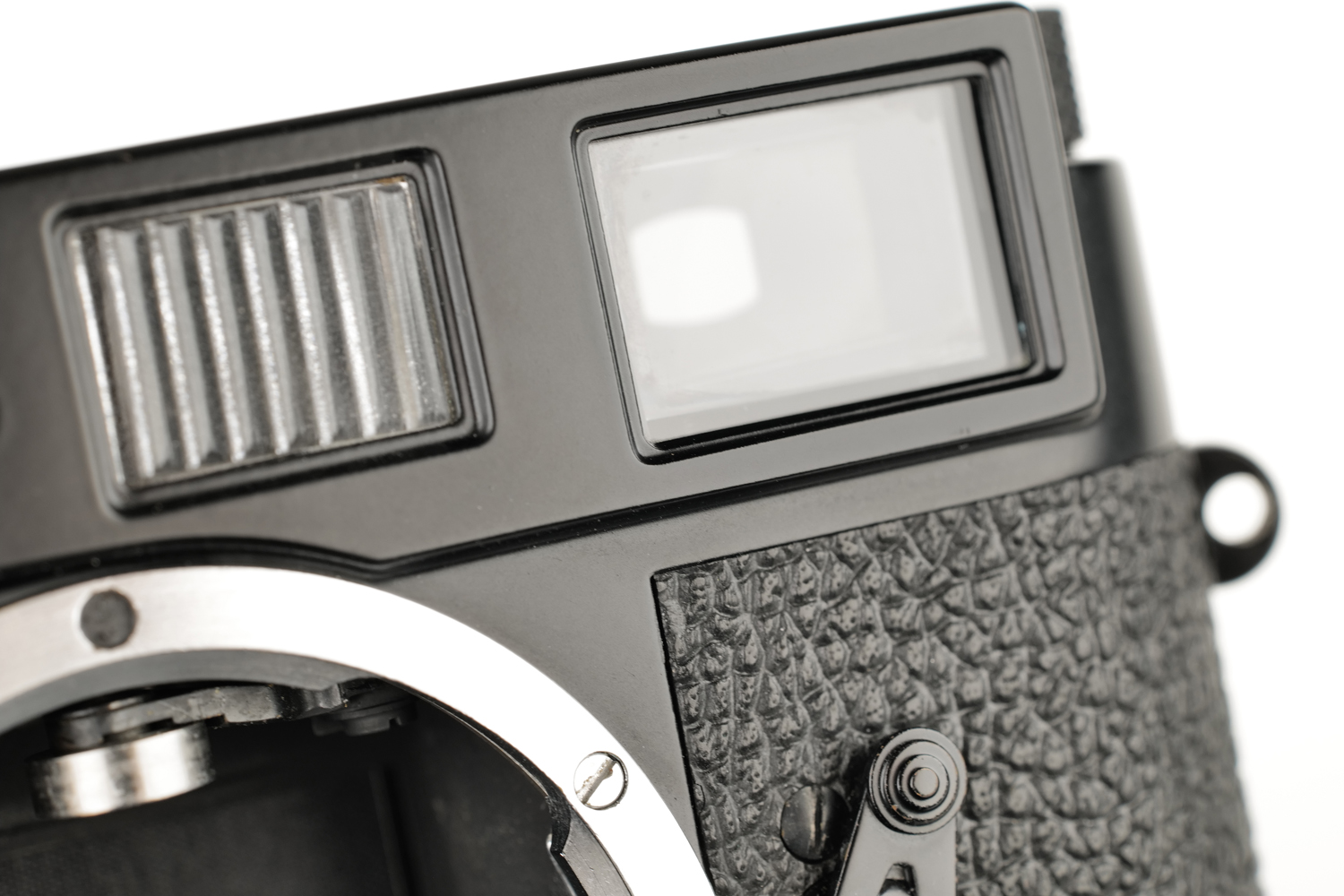 Leica M2, black paint