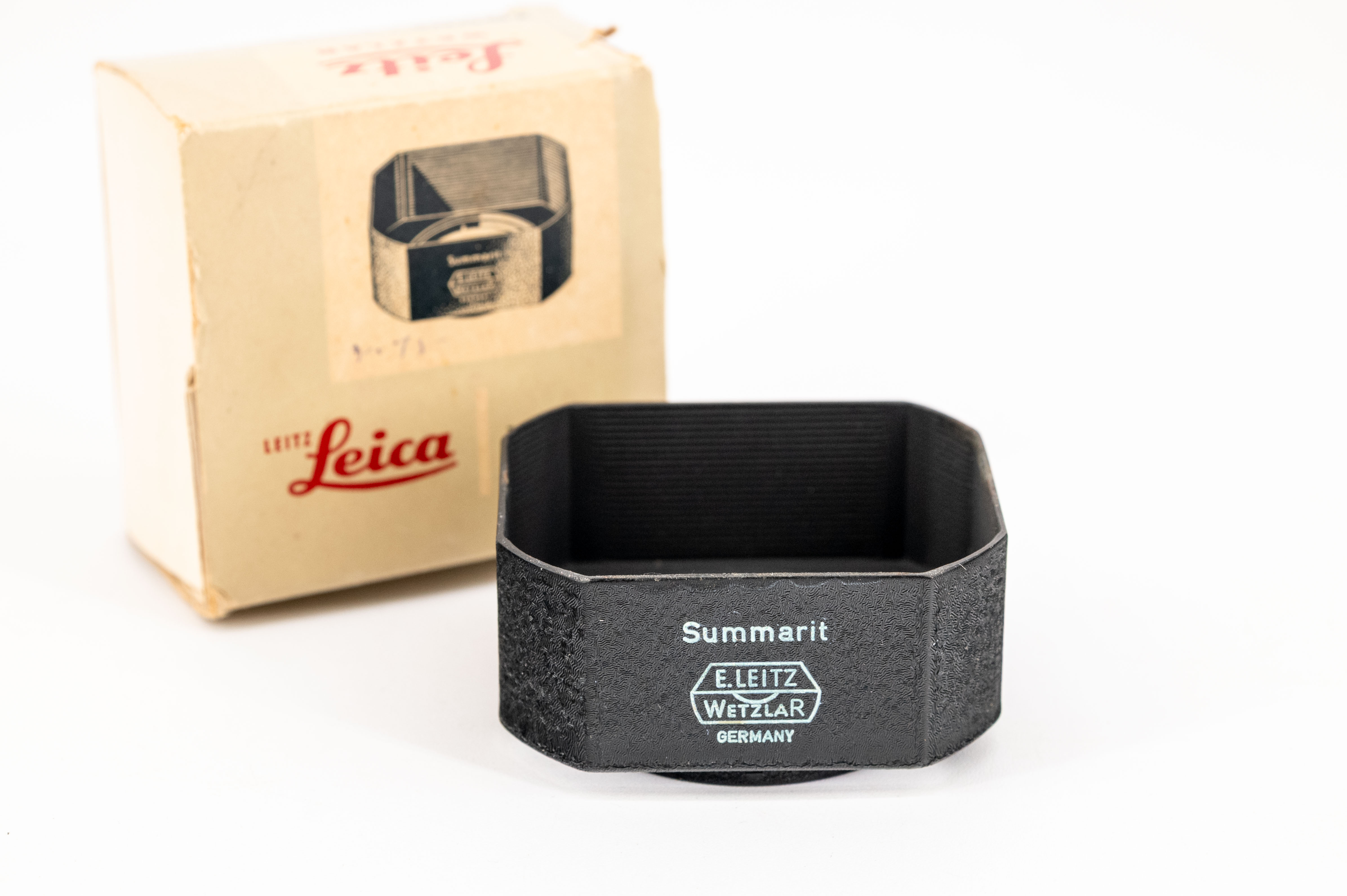 Leica Lens Hood for Summarit 5cm f/1.5 XOONS
