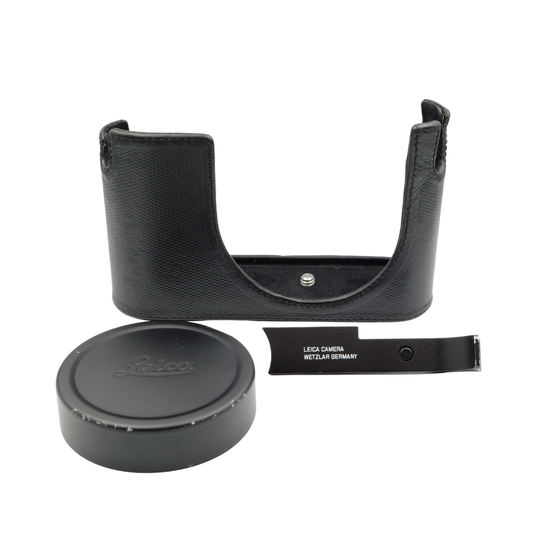 LEICA Q2, black