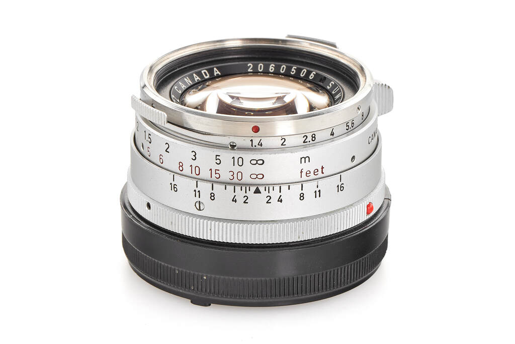 Leica Summilux 1,4/35mm chrome 'steel rim' Leica Summilux 1,4/35mm chrome 'steel rim'