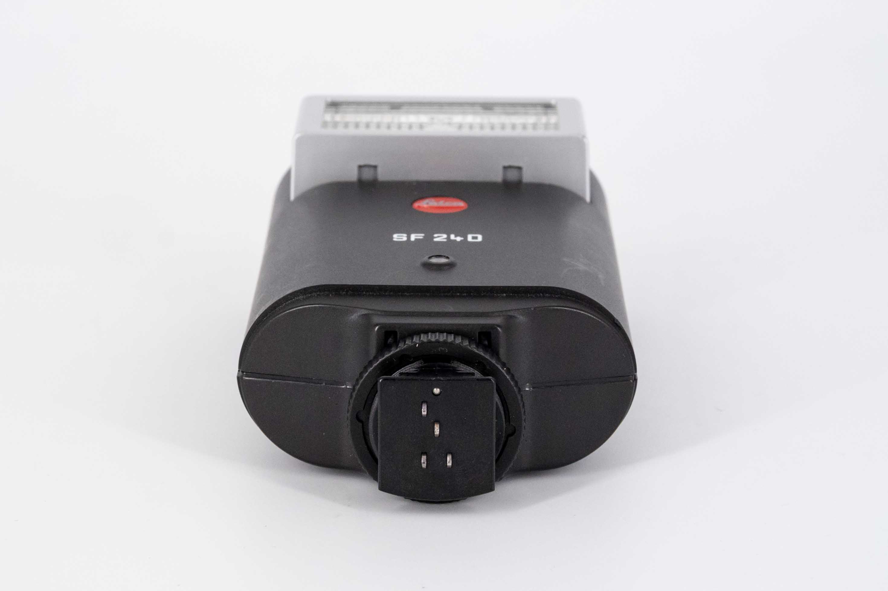 Leica SF 24D flash unit