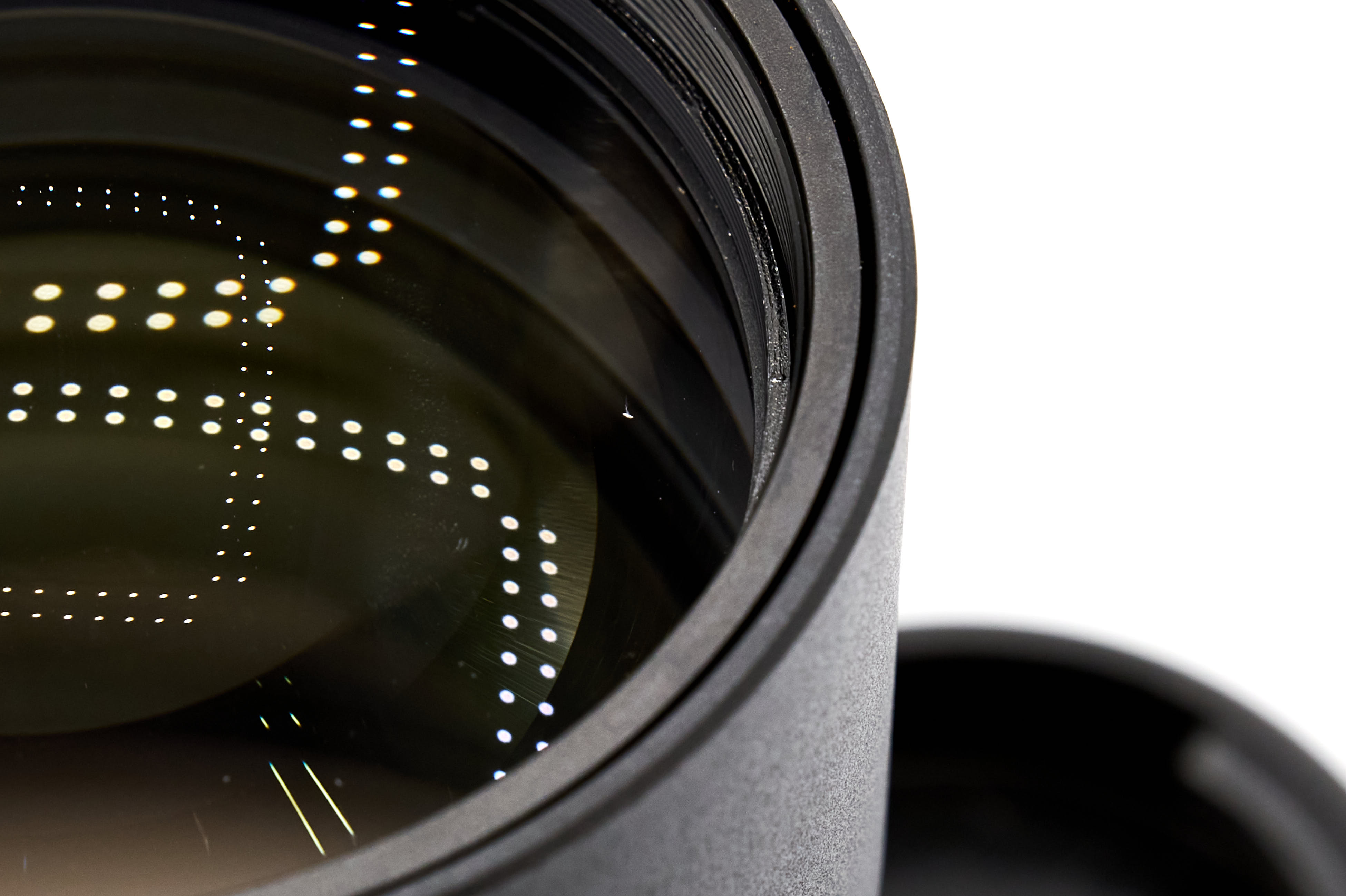 Leica APO-Elmarit-R 180mm f/2.8 - ROM 11273 Leica APO-Elmarit-R 180mm f/2.8 - ROM 11273