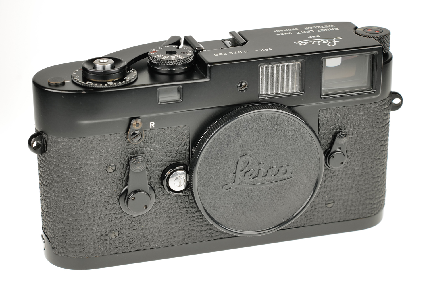 Leica M2, black paint