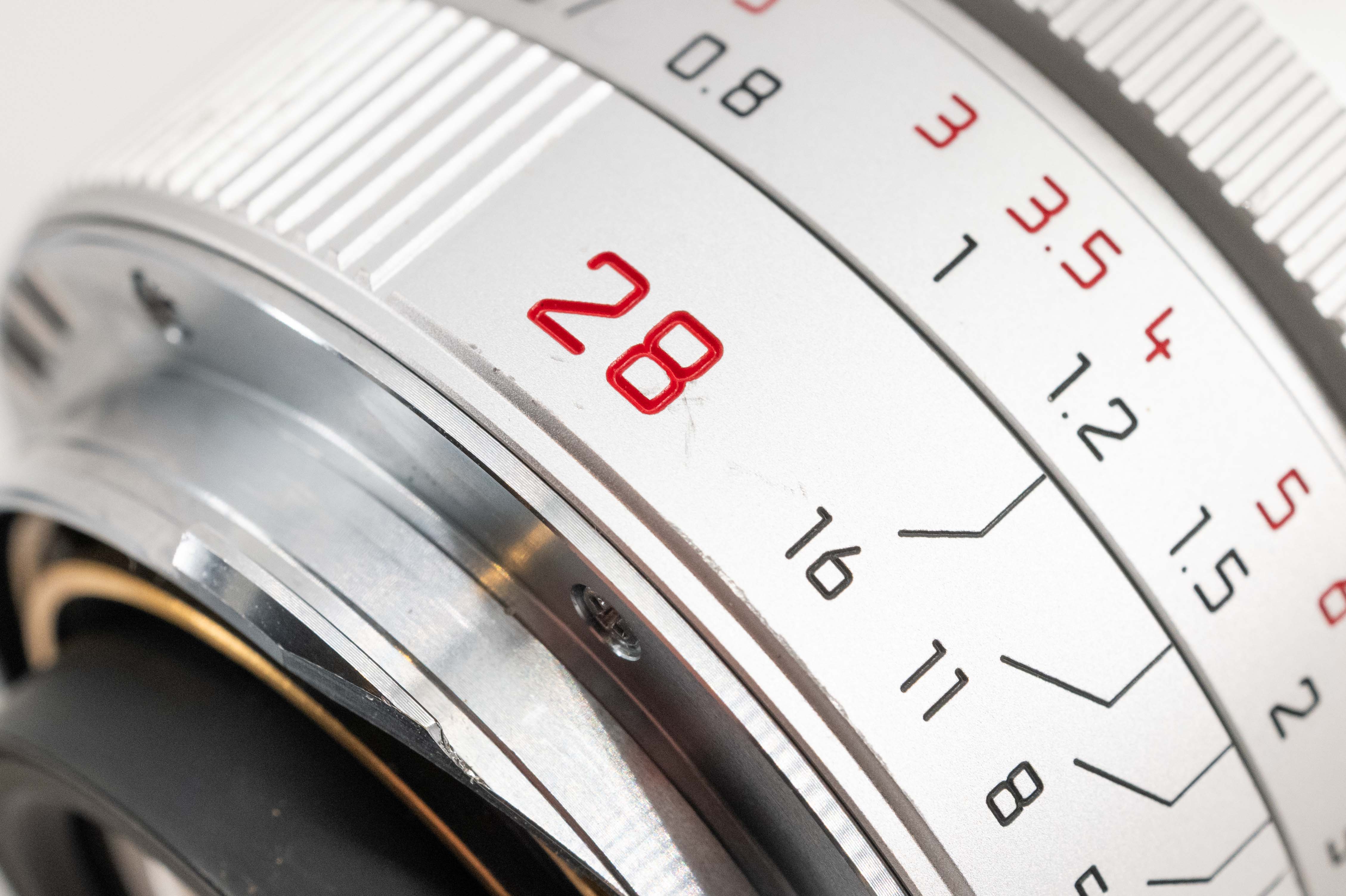 Leica Summicron-M 28mm f/2 ASPH V1 Silver 11661