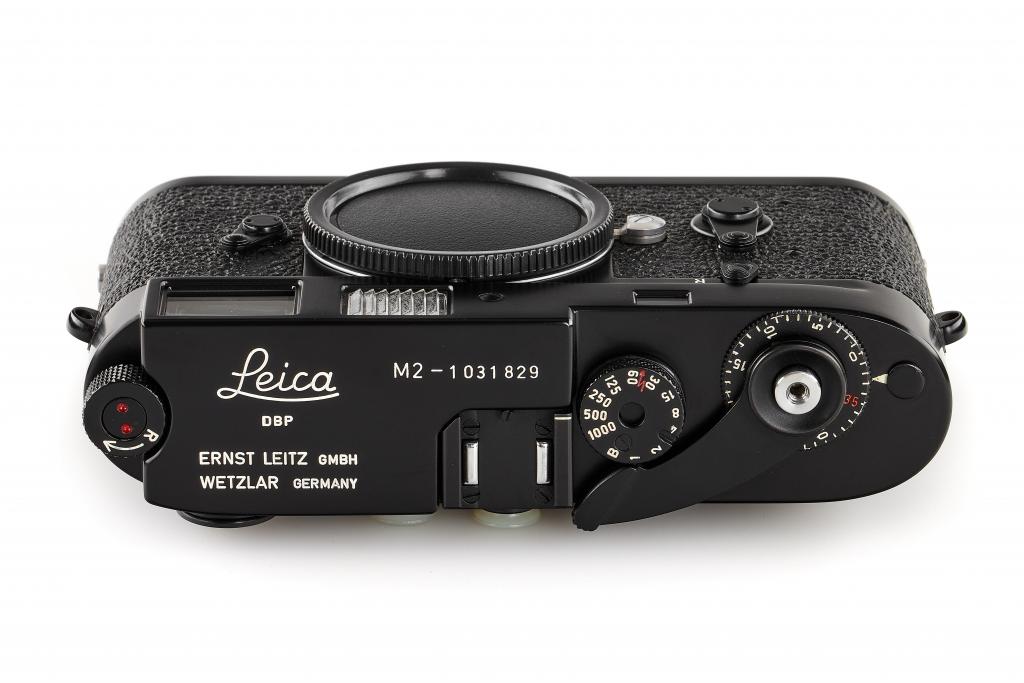 Leica M2 black paint