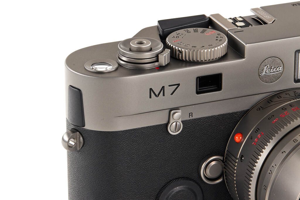 Leica M7 10570 "50 Years of Leica M System" Titan set
