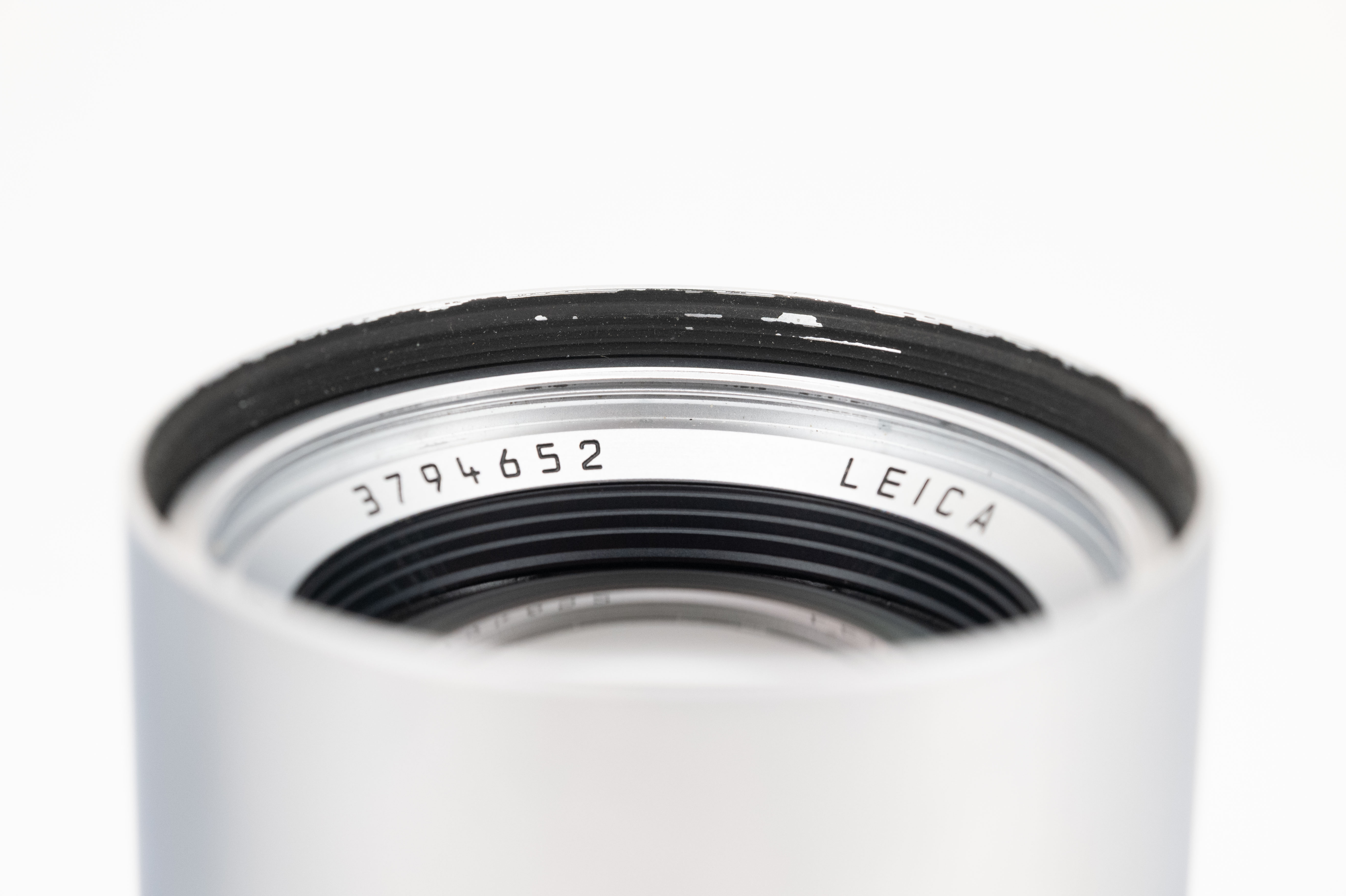 Leica Elmarit-M 90mm f/2.8 Silver Chrome 11808