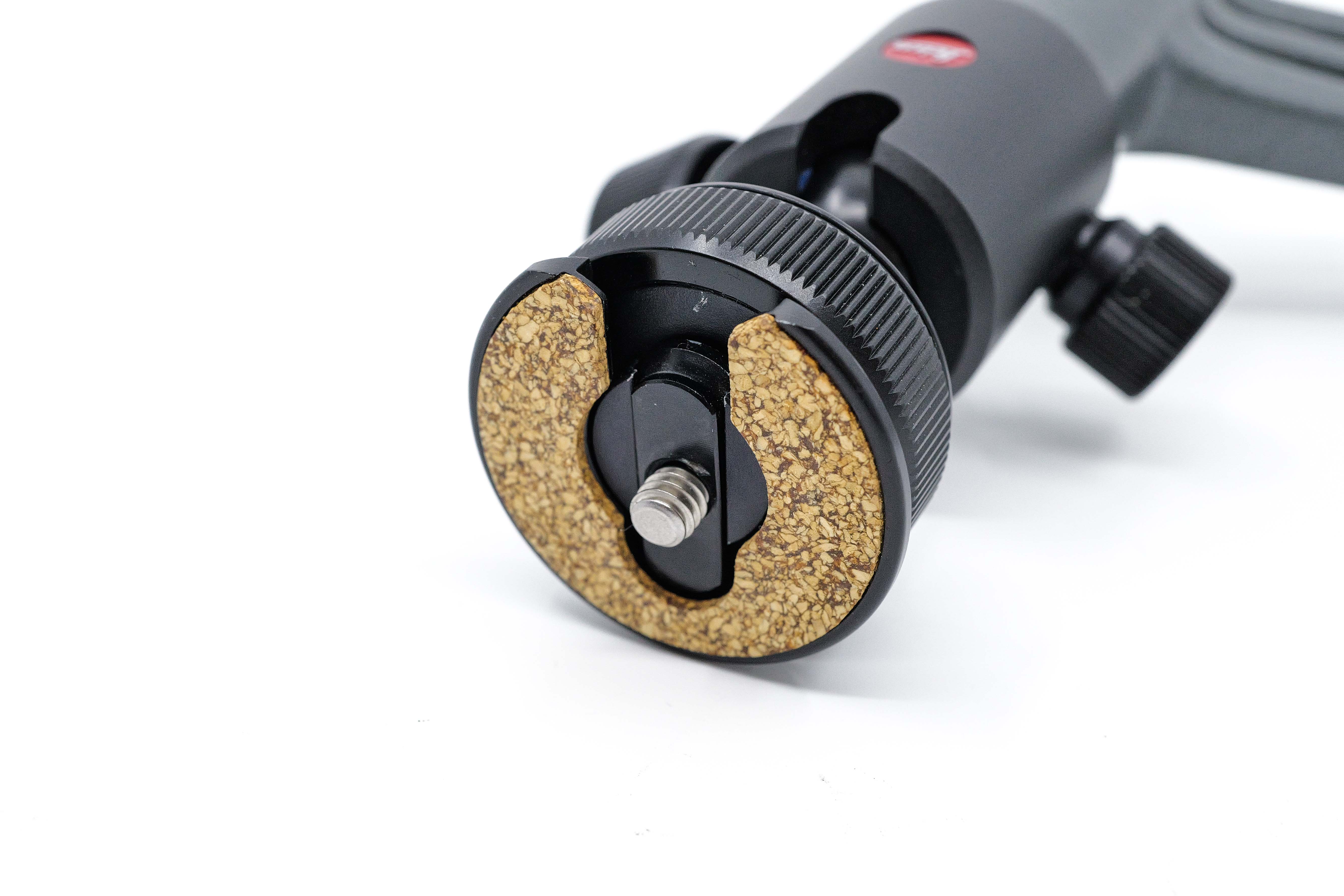 LEICA TRIPOD
