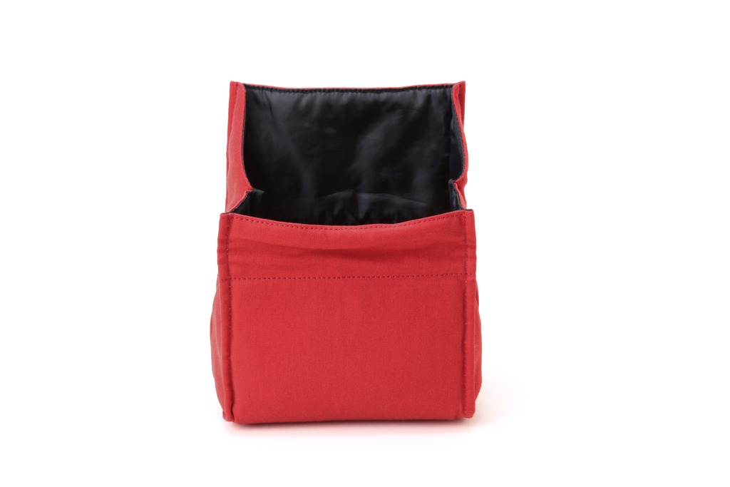 Artisan&Artist Canvas camera pouch ACAM 76 RED Artisan&Artist Canvas camera pouch ACAM 76 RED