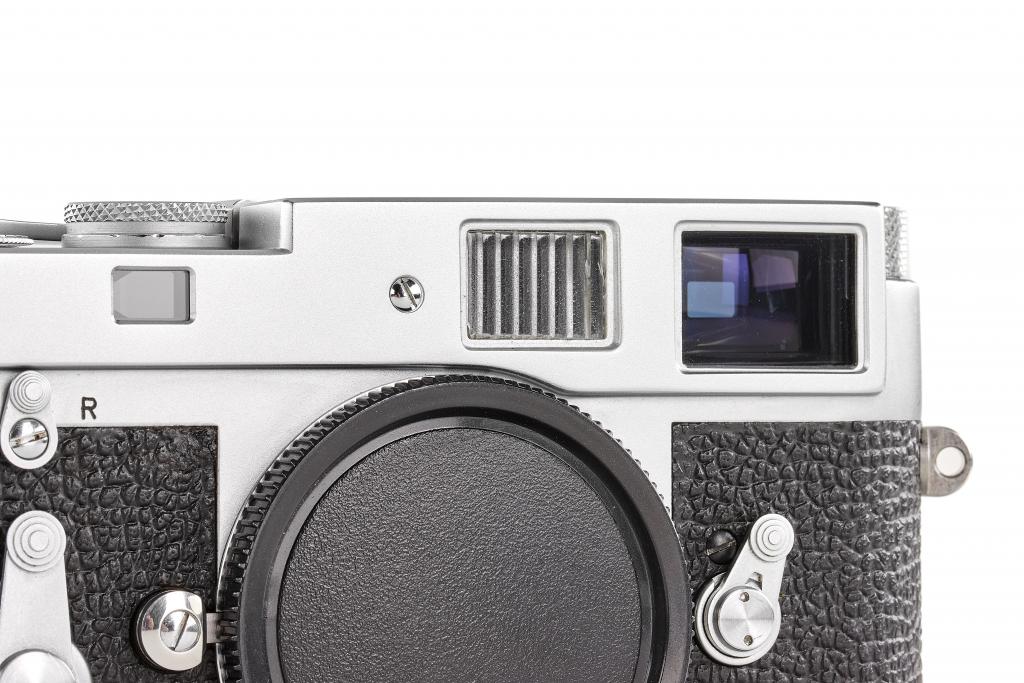 Leica M2 ELC chrome - two years guarantee recent CLA