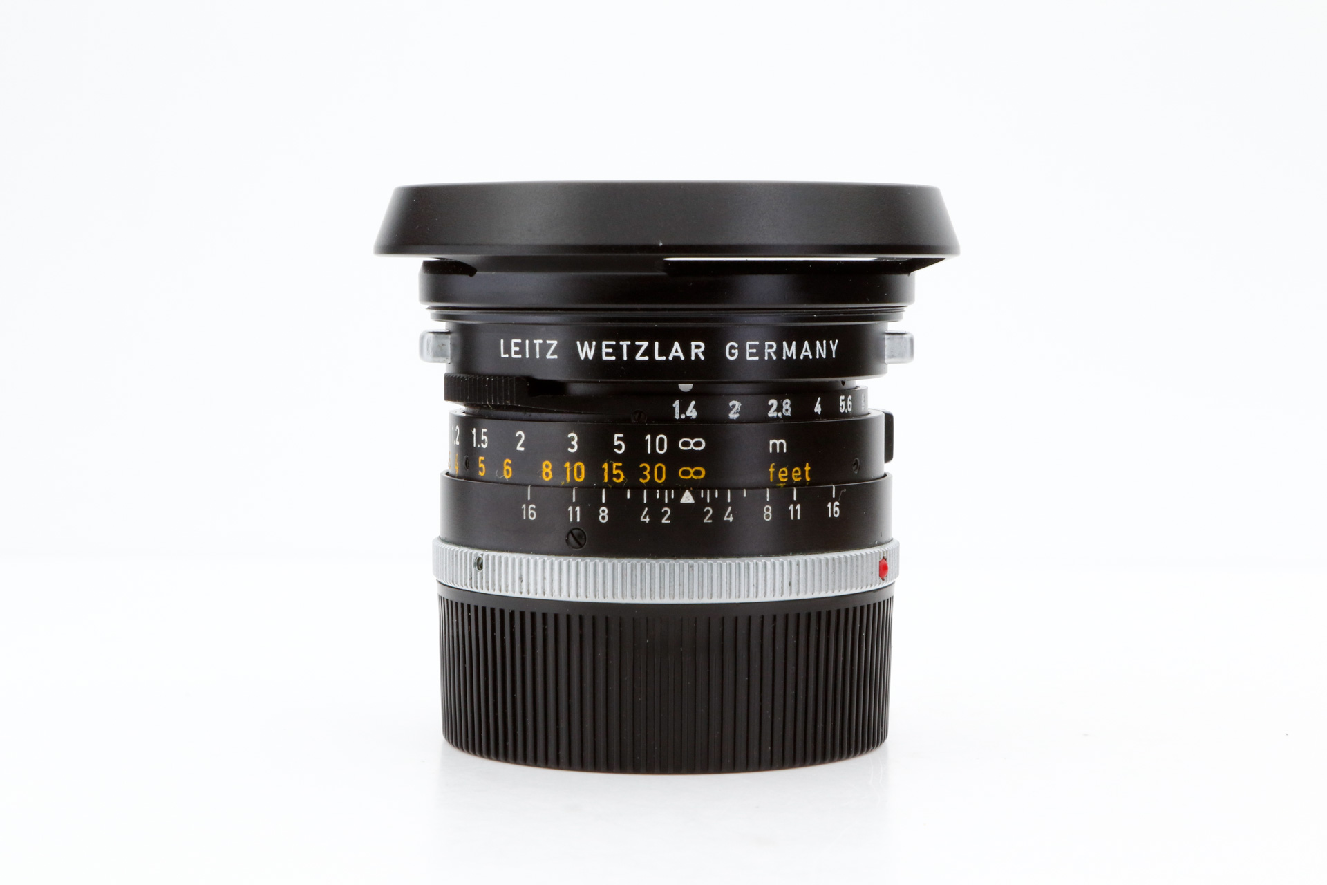 LEICA Summilux-M 1,4/35mm with original packaging LEICA Summilux-M 1,4/35mm with original packaging